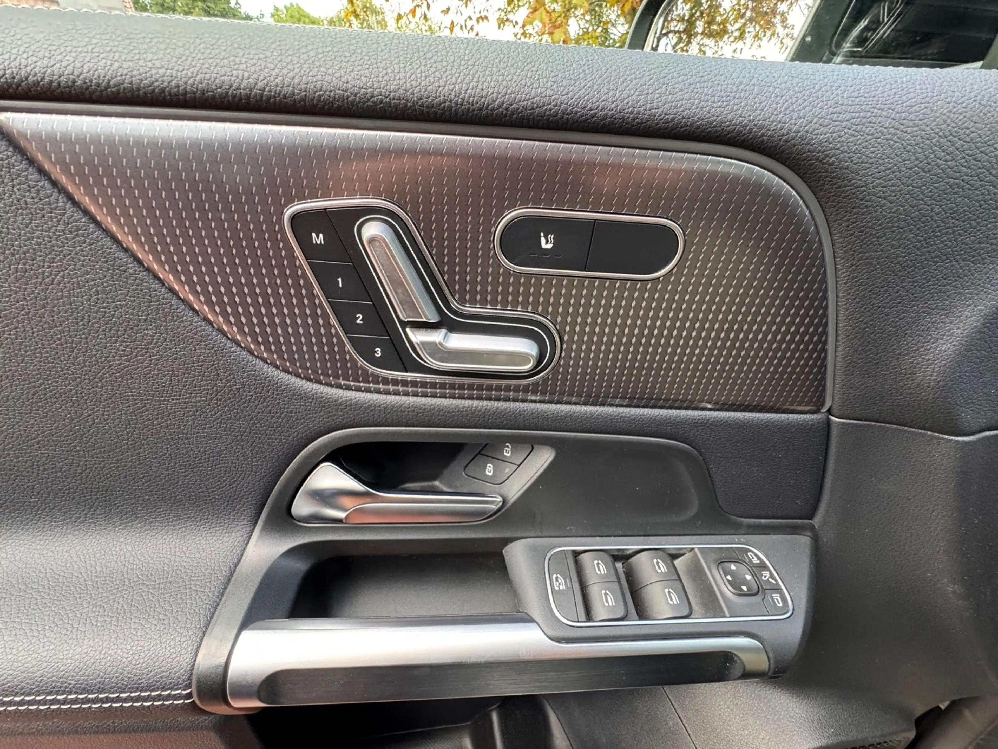 Mercedes-Benz EQB 250 Progressive 7-Sitzer!!! — photo 20