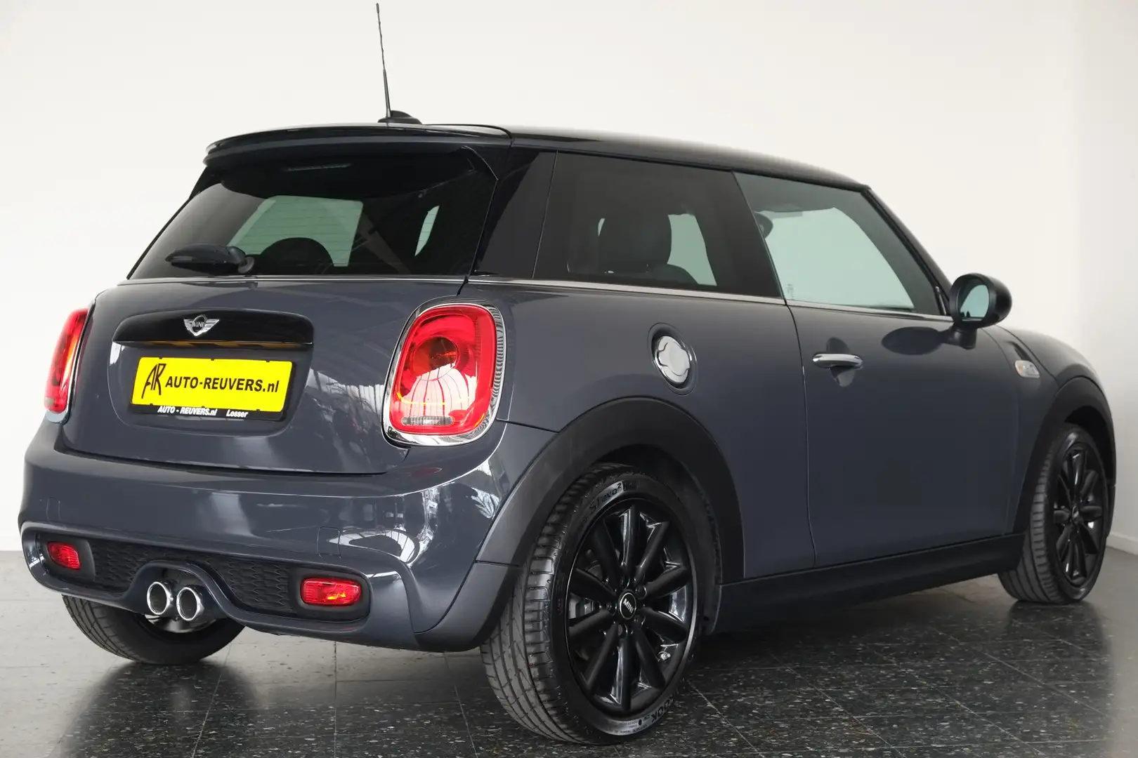 MINI Cooper SD Mini 2.0 / LED / Aut / Navi / Bi-Xenon / Cruisecon Gris - 2