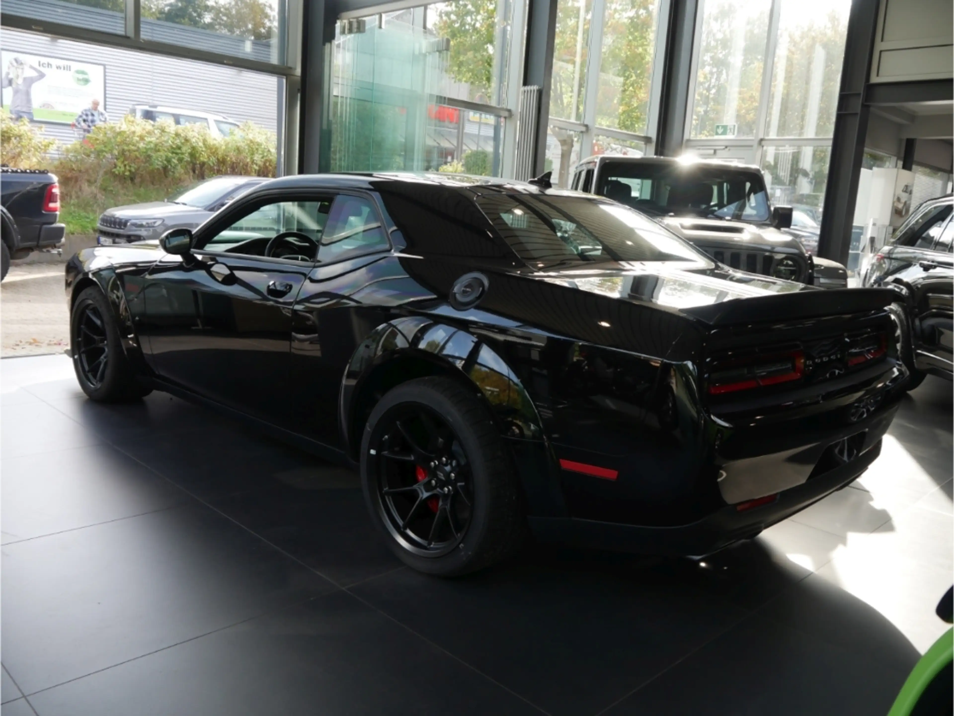 Dodge Challenger R/T Shakedown Widebody 6.4L V8 MY23 Last Call — photo 6