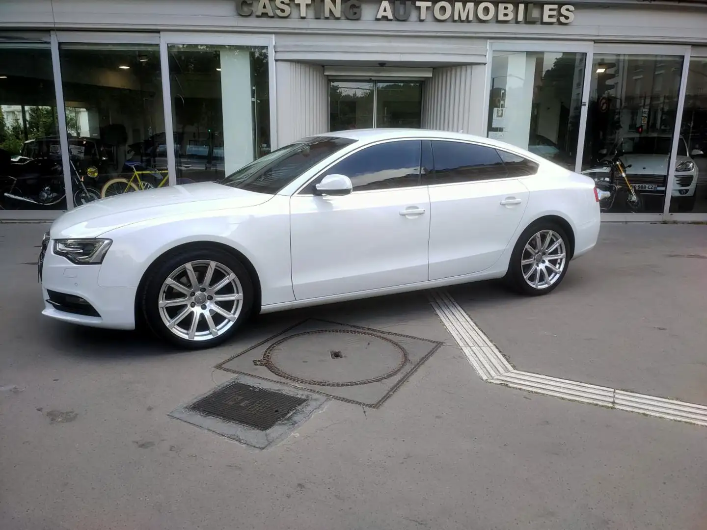 Audi A5 Sportback 2.0 TDI Clean Diesel - 190 - BVA Multitronic  SPORTBACK Ambition Luxe PHASE 2 Blanc - 2