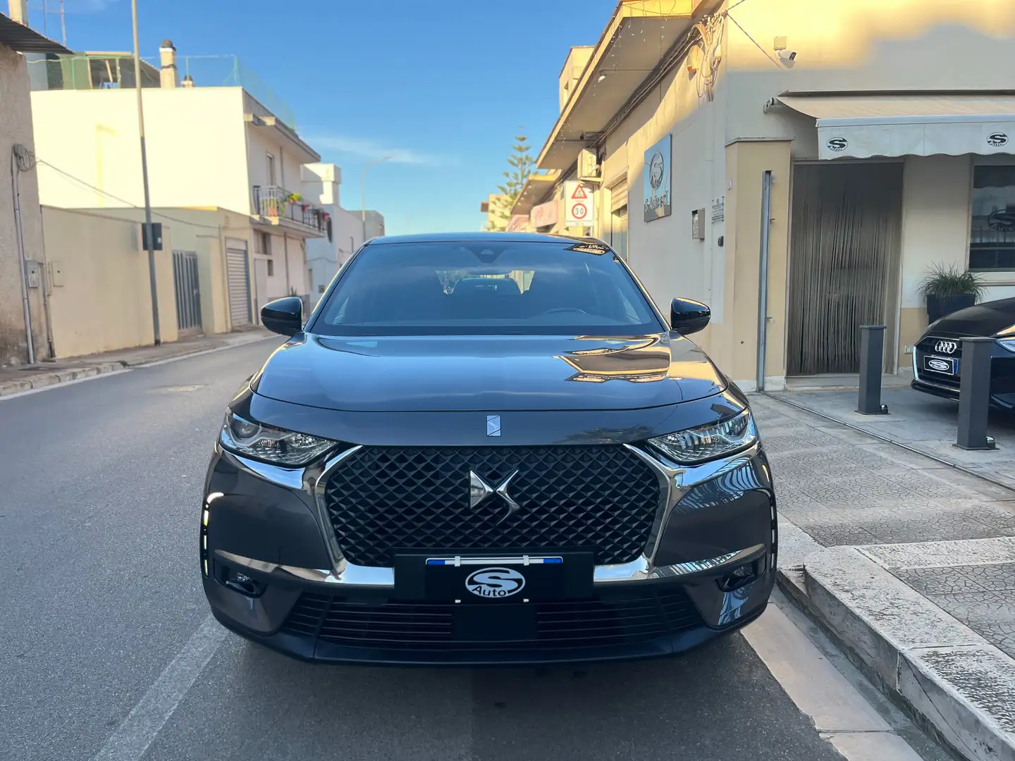 DS Automobiles DS 7 Crossback BlueHDi 130 Aut. Business Gris - 1