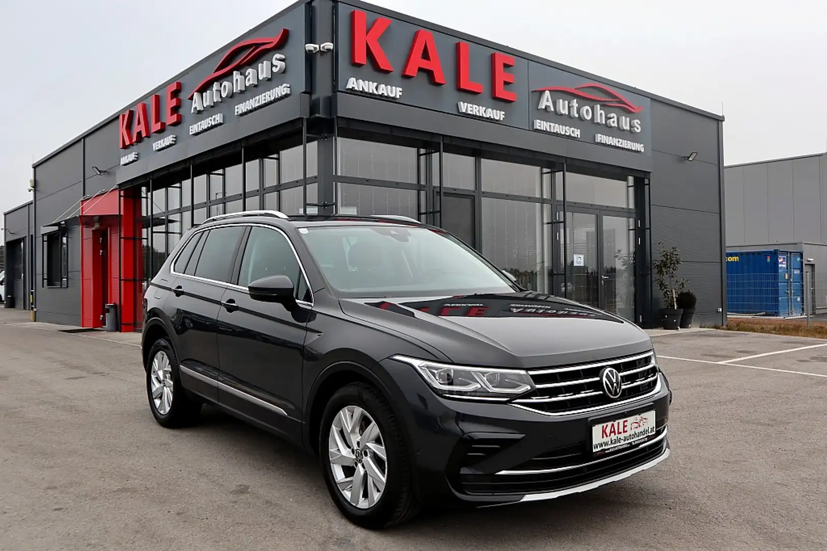 Volkswagen Tiguan 1,4 TSI eHybrid Elegance DSG*1.Besitz*Werksgara... Grau - 1