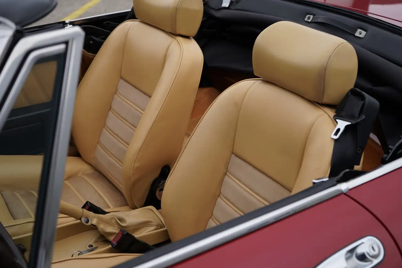 Alfa Romeo Spider 2.0, foto 2