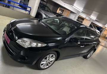 Mégane Estate 2.0 140ch CVT 1ere main cuir-toit ouvrant-attelage 97000kmq