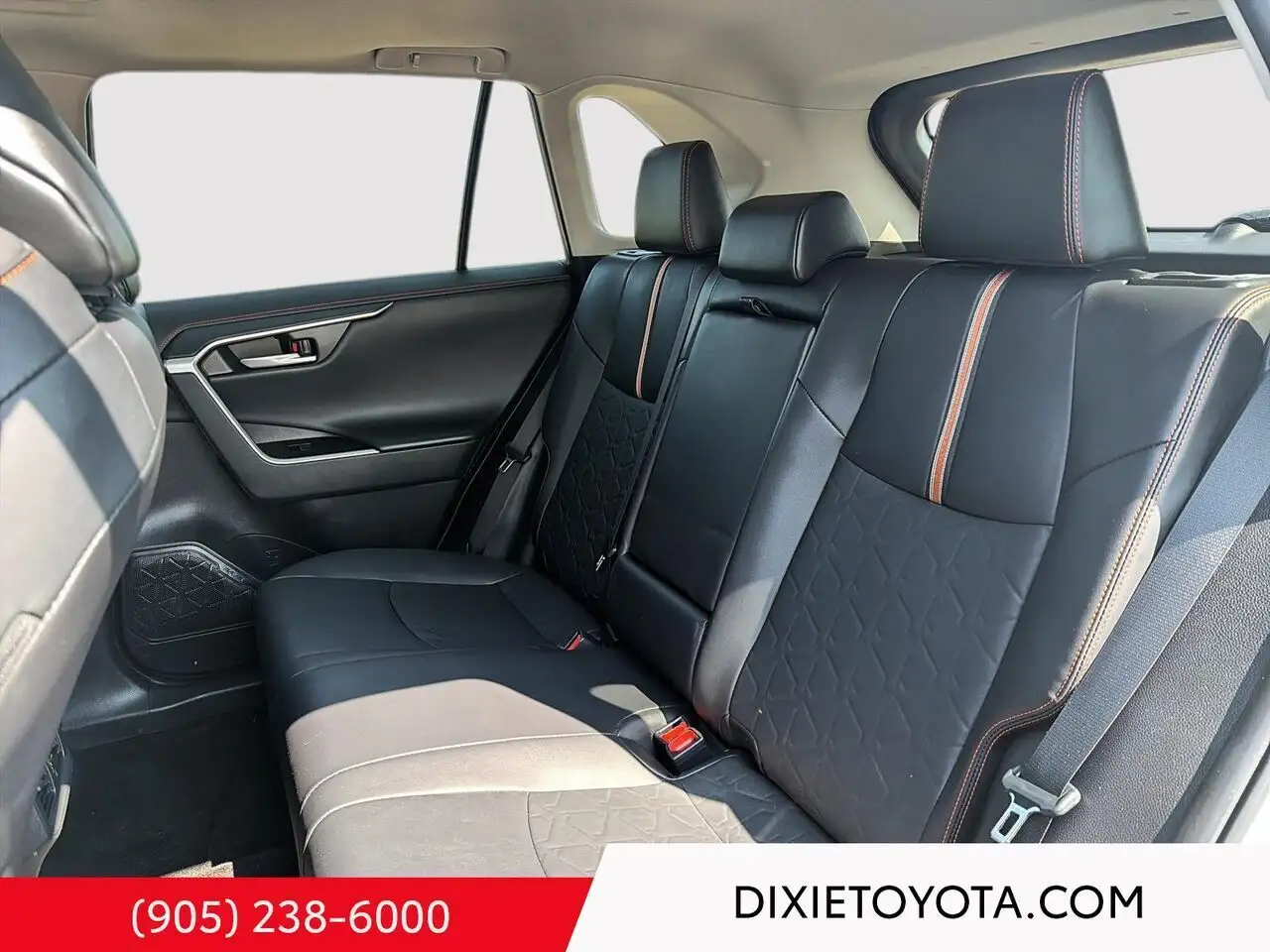 Toyota RAV 4 photo Toyota RAV 4