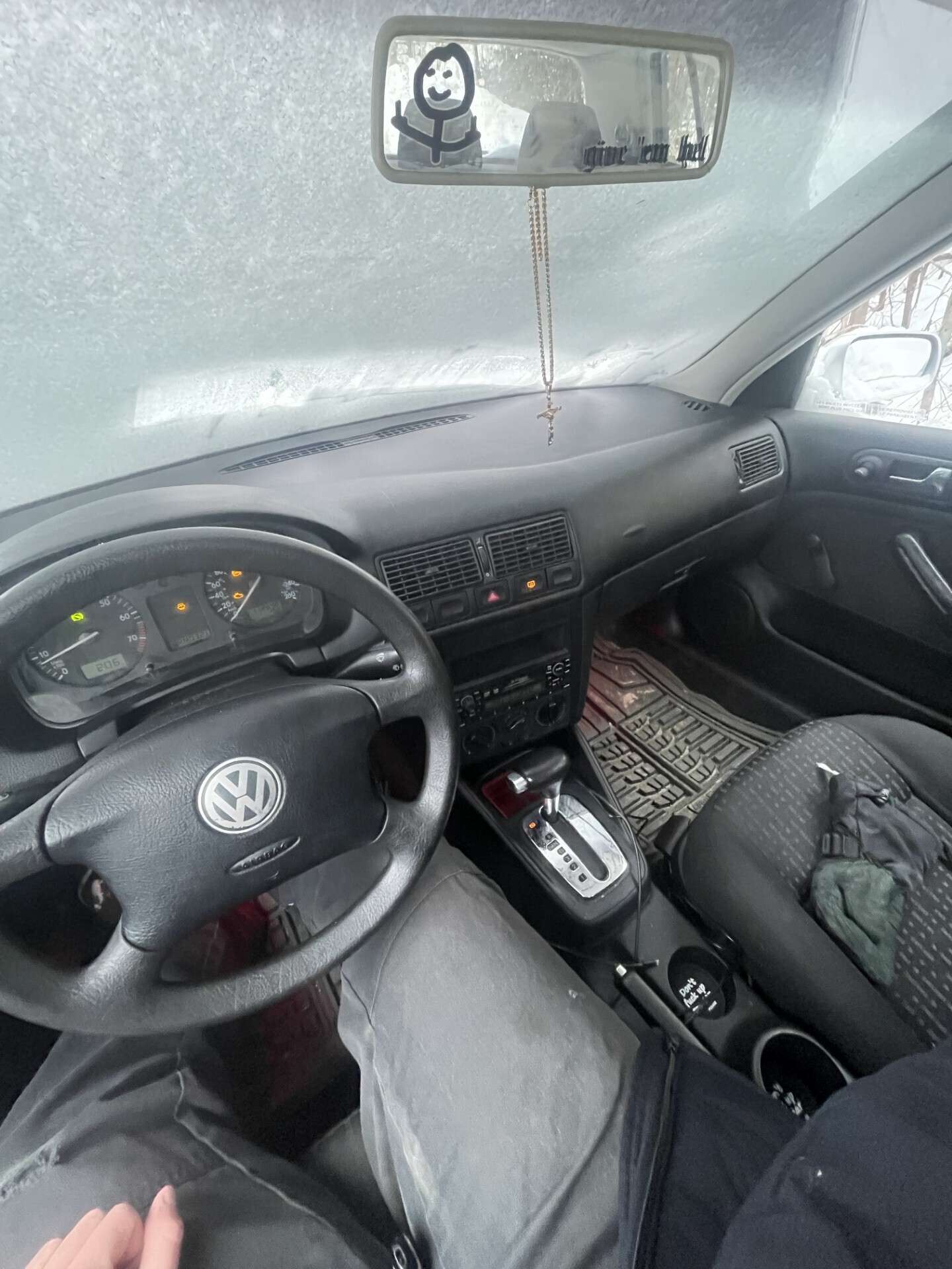 2004 Volkswagen Golf Standard Model