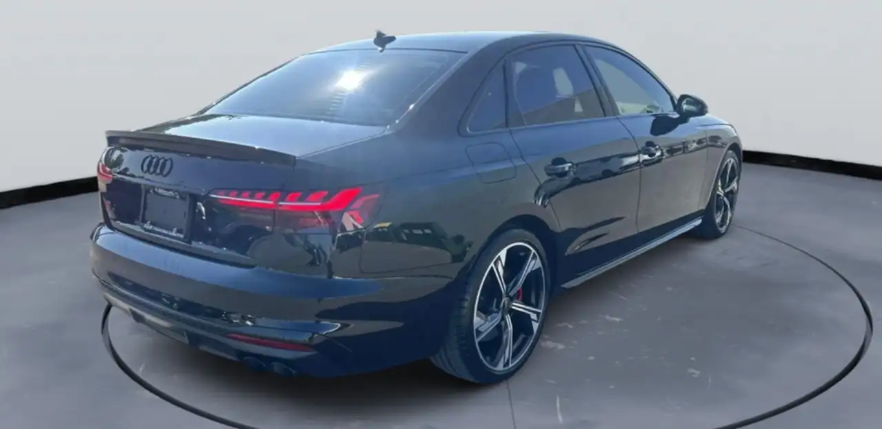 Audi S4 снимка Audi S4