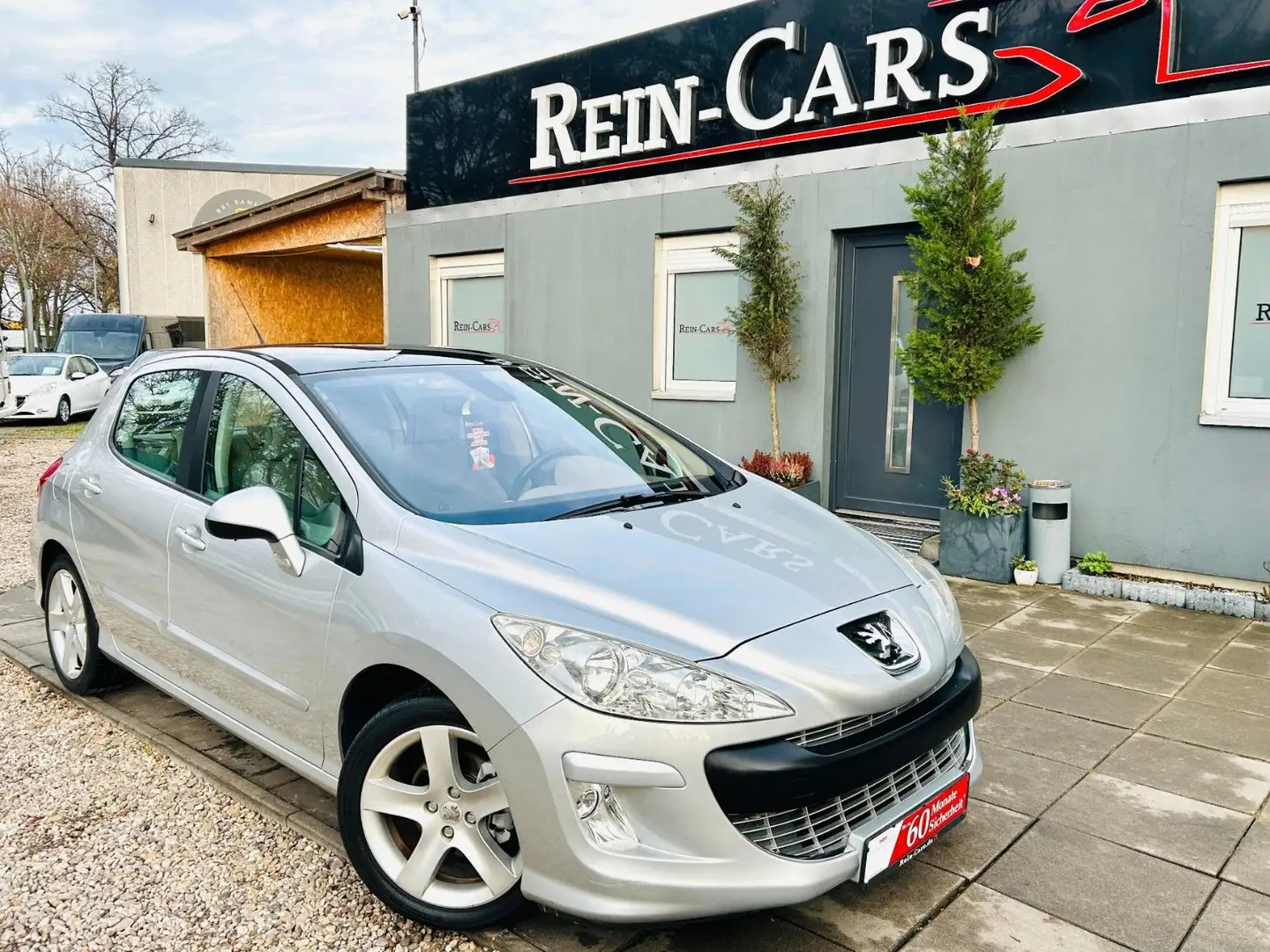 Peugeot 308 SportPlus 1.6/II.HD/PDC/AHK/MFL/PANO/KLIMAUT - 1