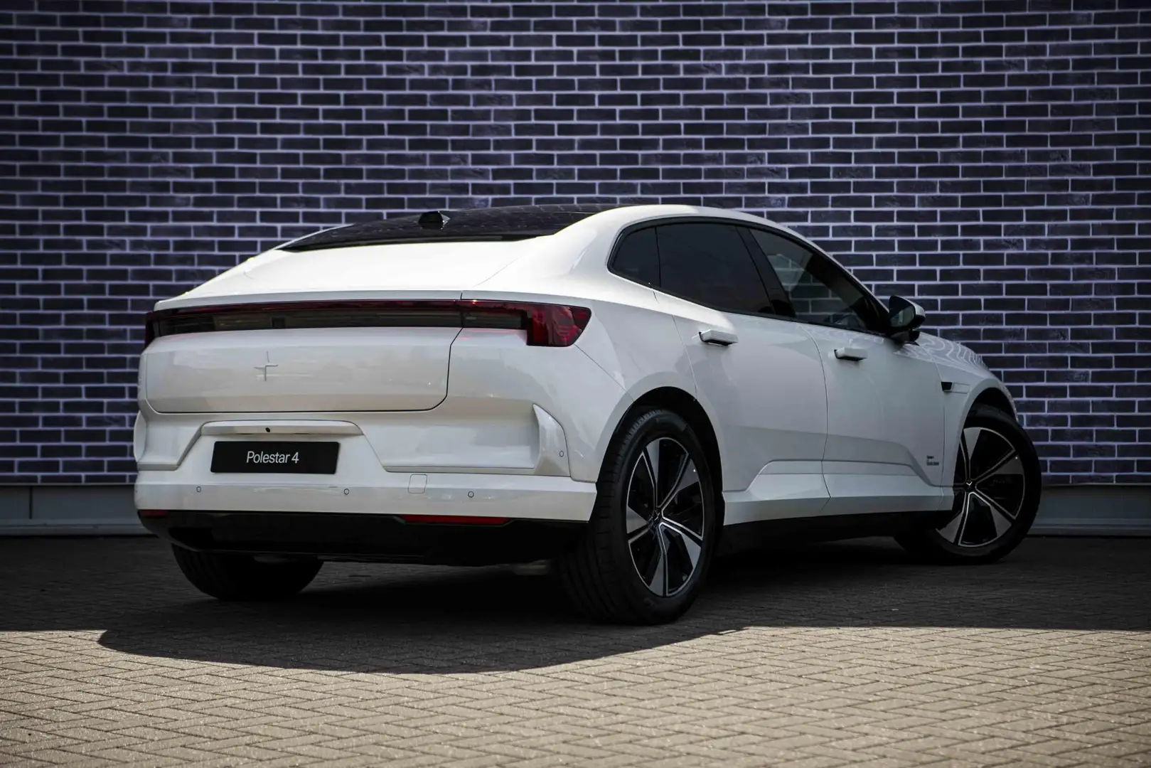 Polestar 4 Long Range Single motor 100 kWh Pilot | Plus | Nie Wit - 2