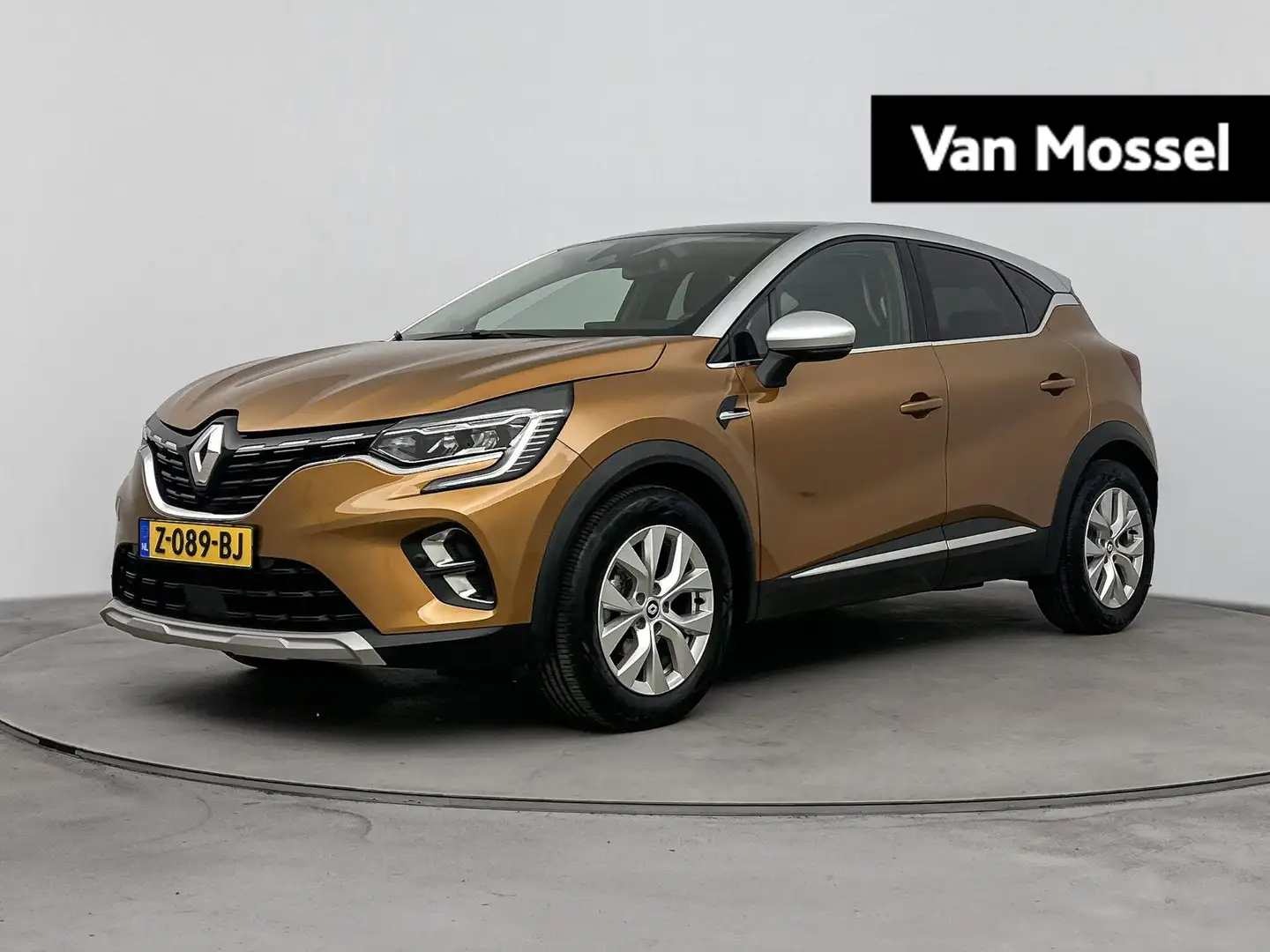 Renault Captur 1.3 TCe 140PK EDC Intens | Afneembare trekhaak | 3 Orange - 1