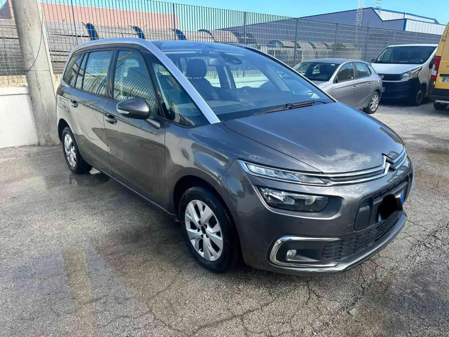 Citroen Grand C4 Picasso BlueHDi 120 S&S EAT6 Business Gris - 1