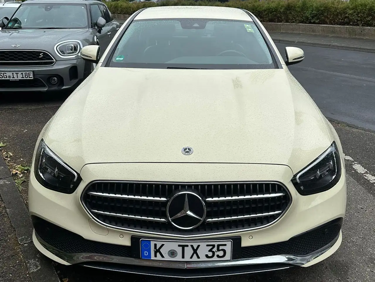 Mercedes-Benz E 220