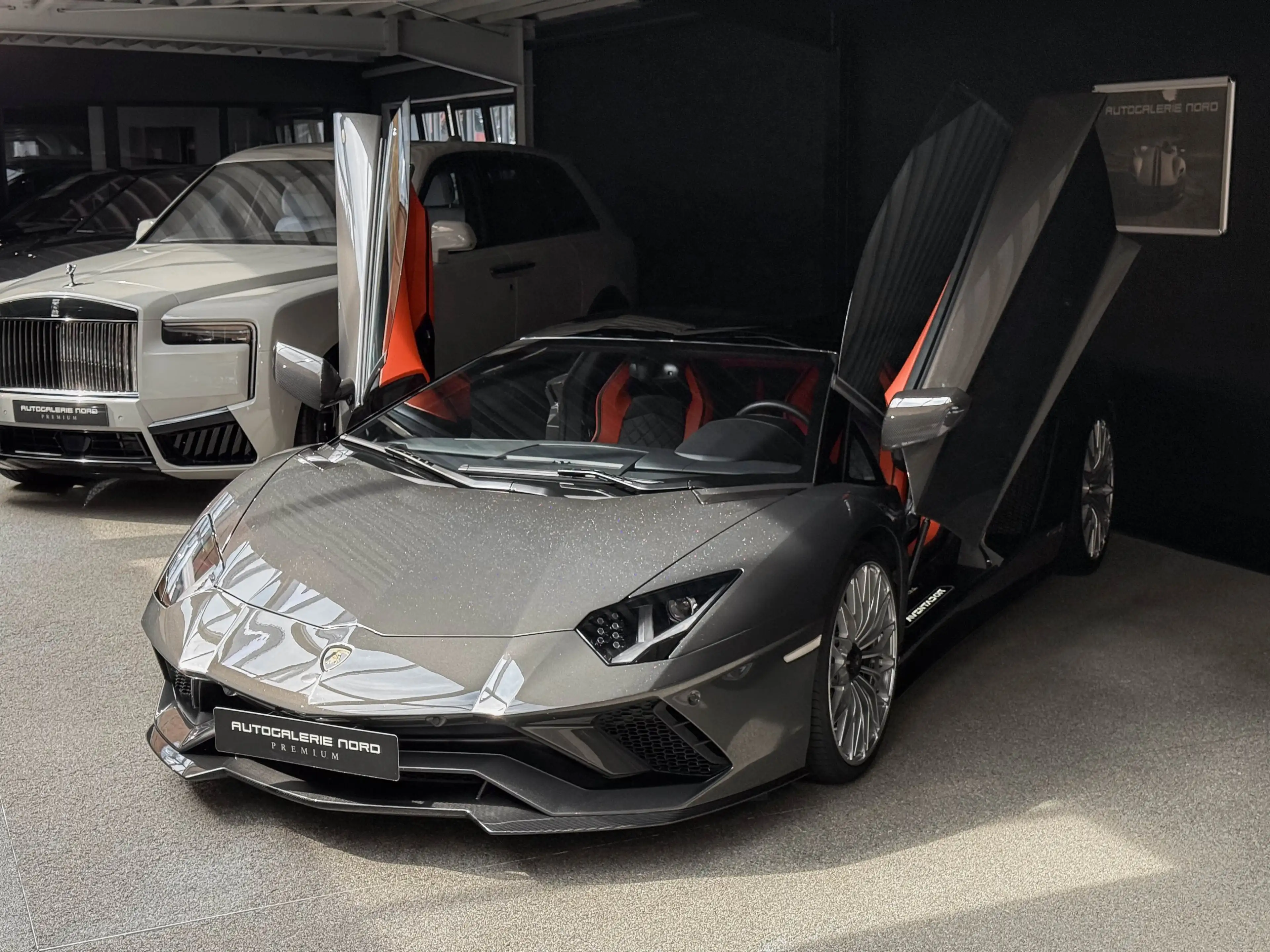 Lamborghini Aventador S Roadster 1 of 1 + AD PERSONAM + Sammler — photo 2