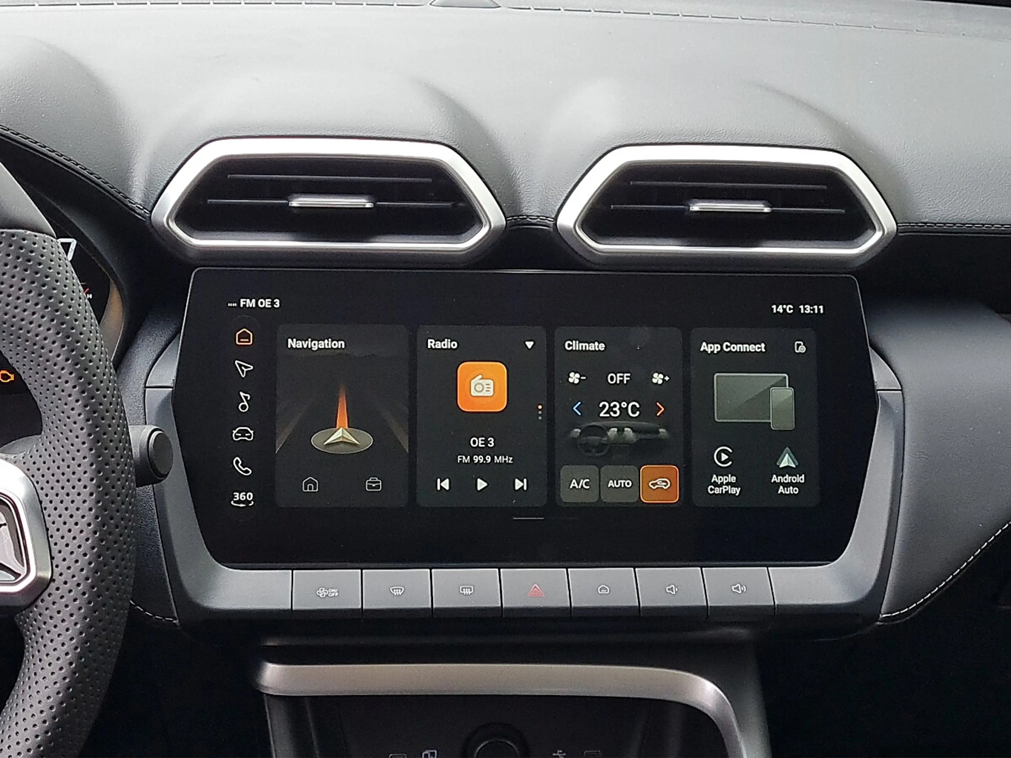 MG ZS 1.5 Hybrid+ Luxury — photo 13