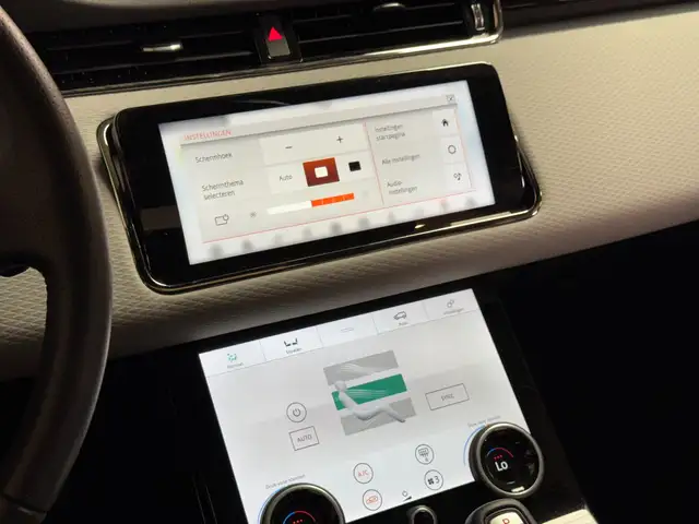 Land Rover Range Rover Evoque view 22