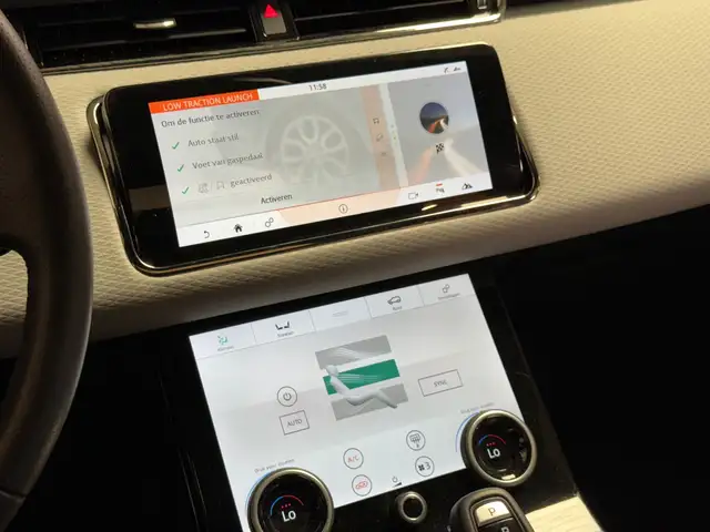 Land Rover Range Rover Evoque view 26