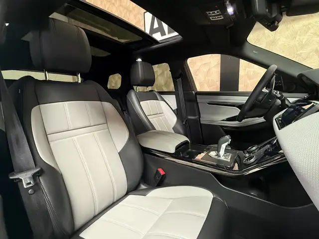 Land Rover Range Rover Evoque view 10