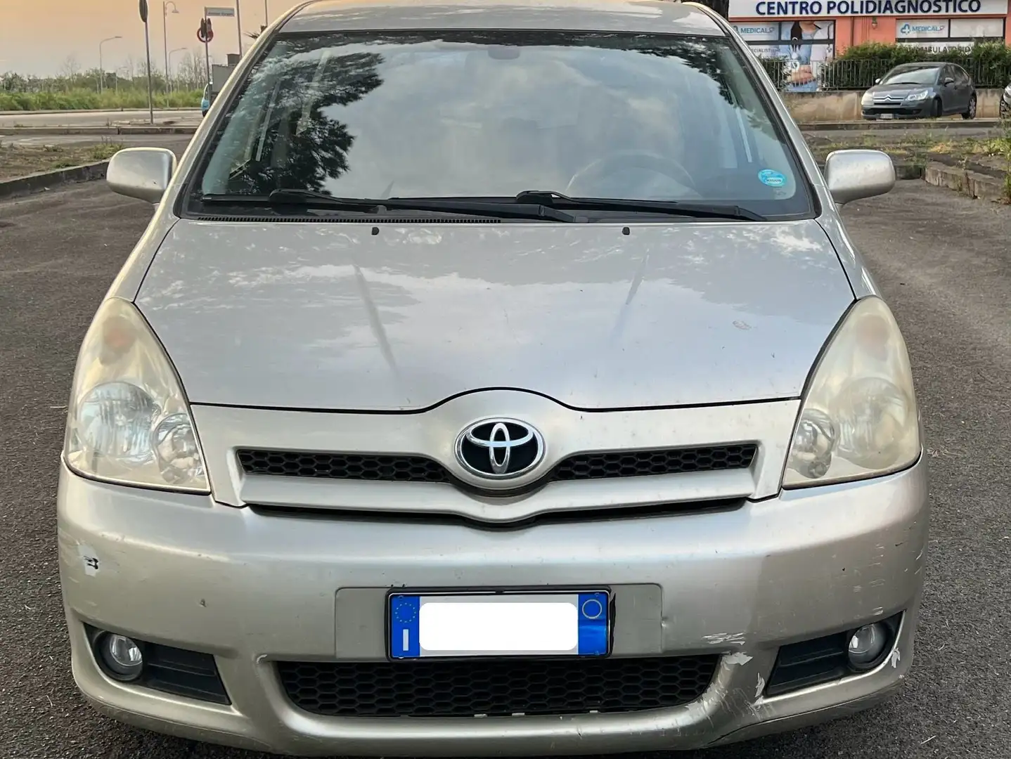 Toyota Corolla Corolla Verso 1.6 vvt-i Sol 5p Argento - 2