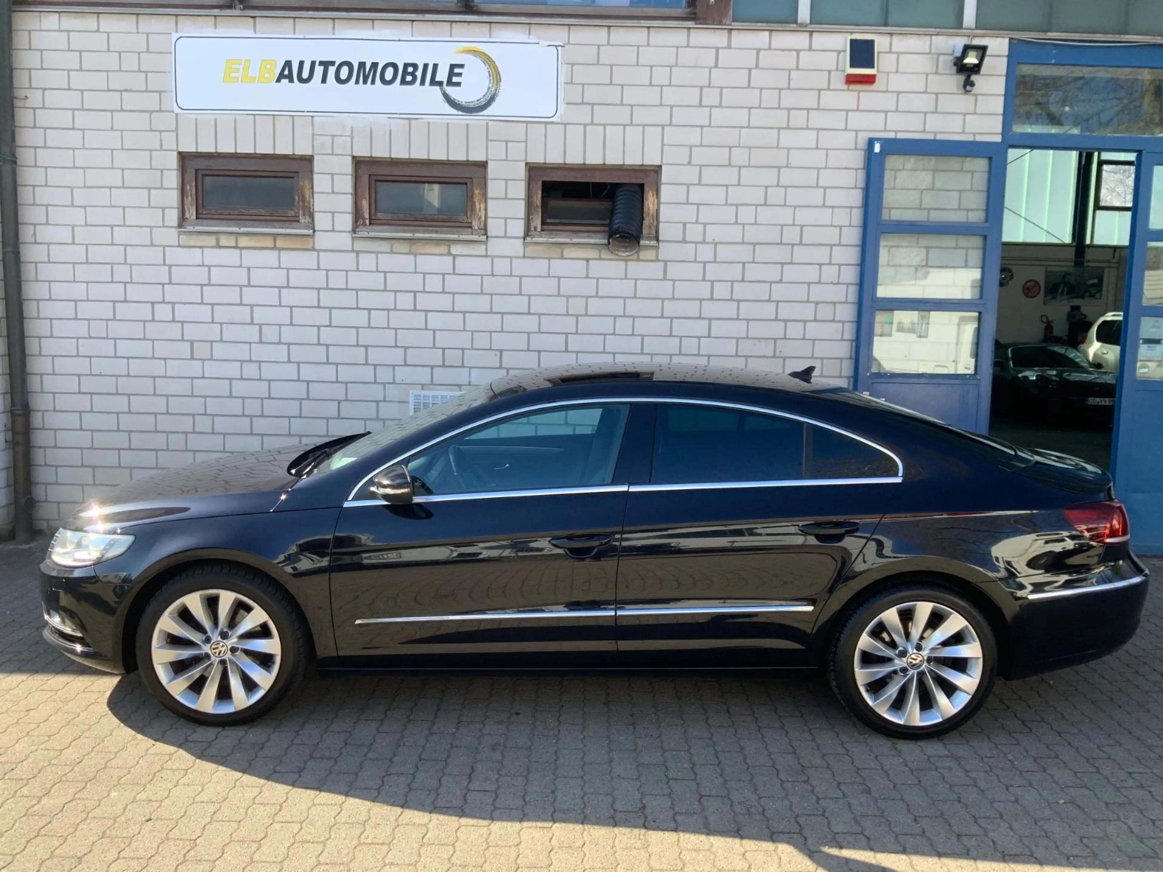 Volkswagen CC Sport-Paket Navi/Alcantara/Bi-Xenon/18Zoll — photo 6