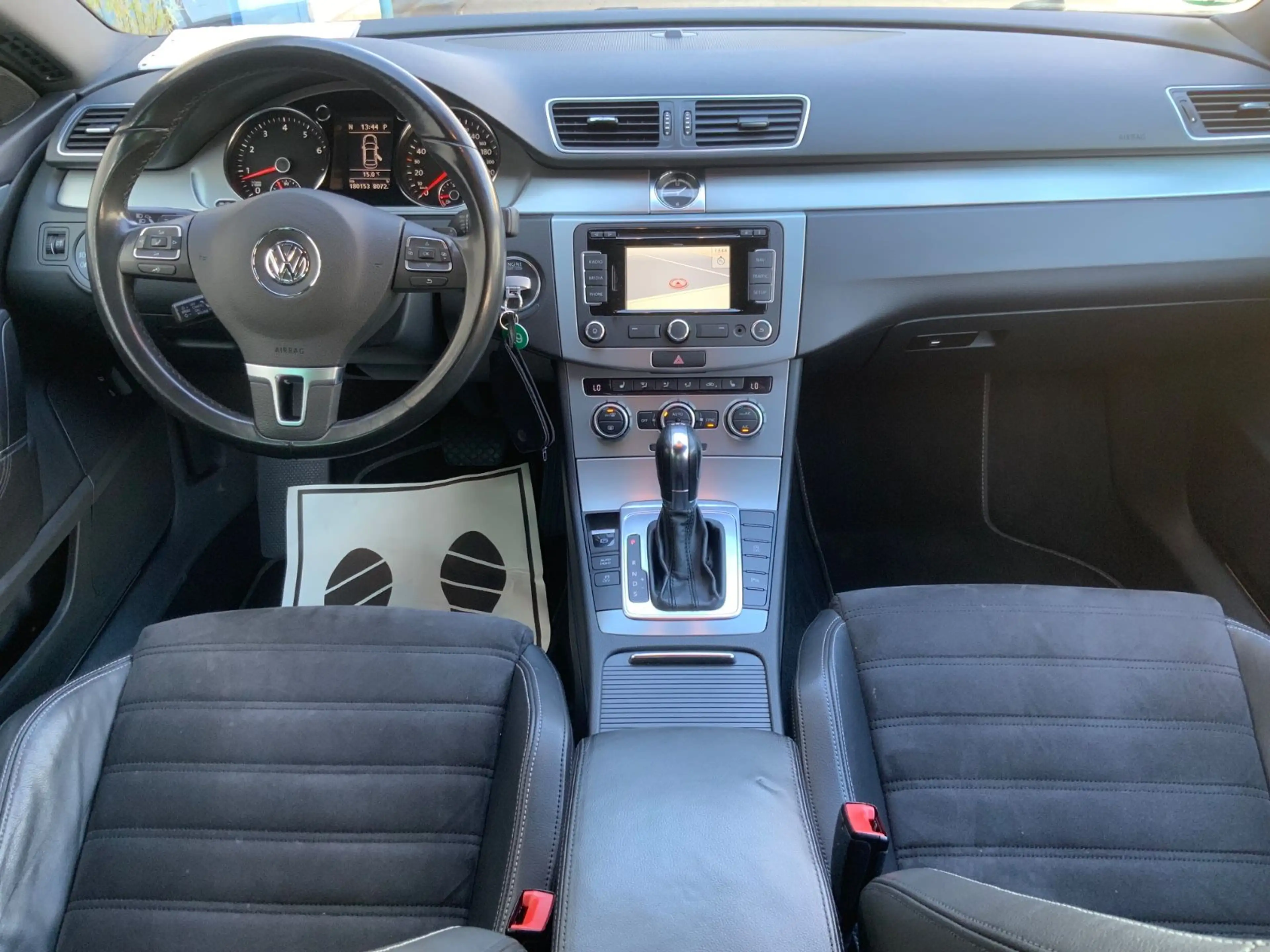 Volkswagen CC Sport-Paket Navi/Alcantara/Bi-Xenon/18Zoll — photo 18