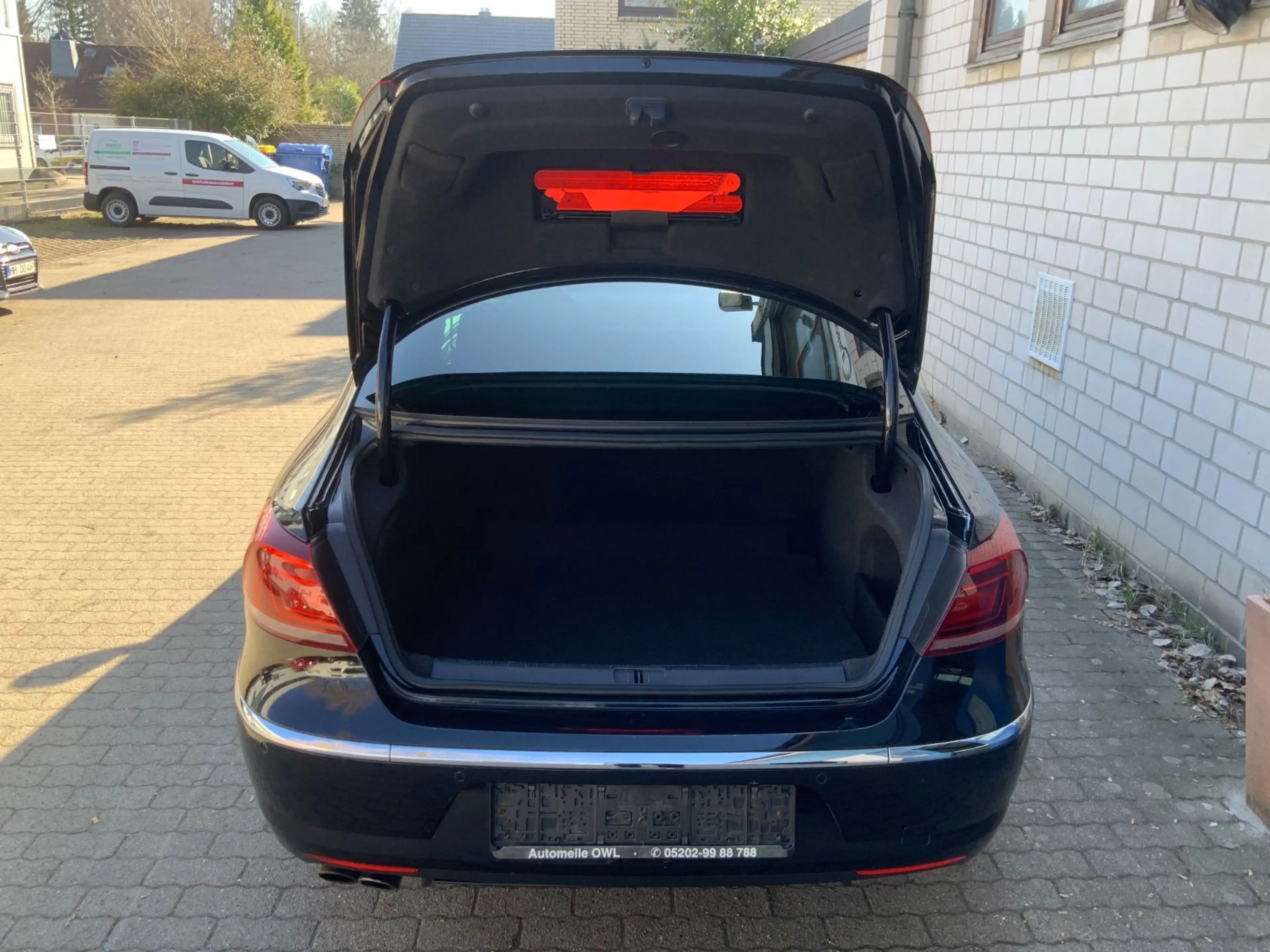 Volkswagen CC Sport-Paket Navi/Alcantara/Bi-Xenon/18Zoll — photo 11