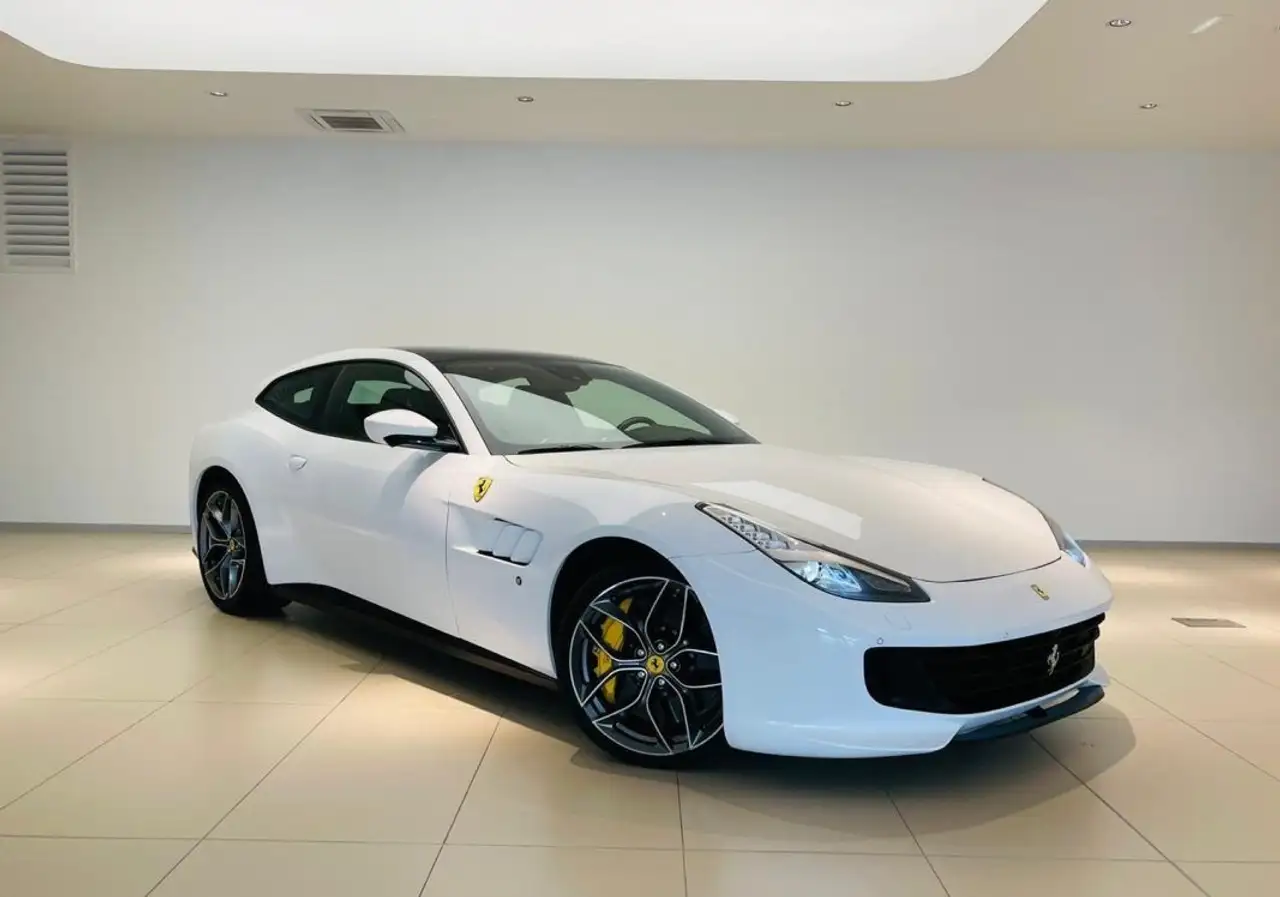 Ferrari GTC4 Lusso