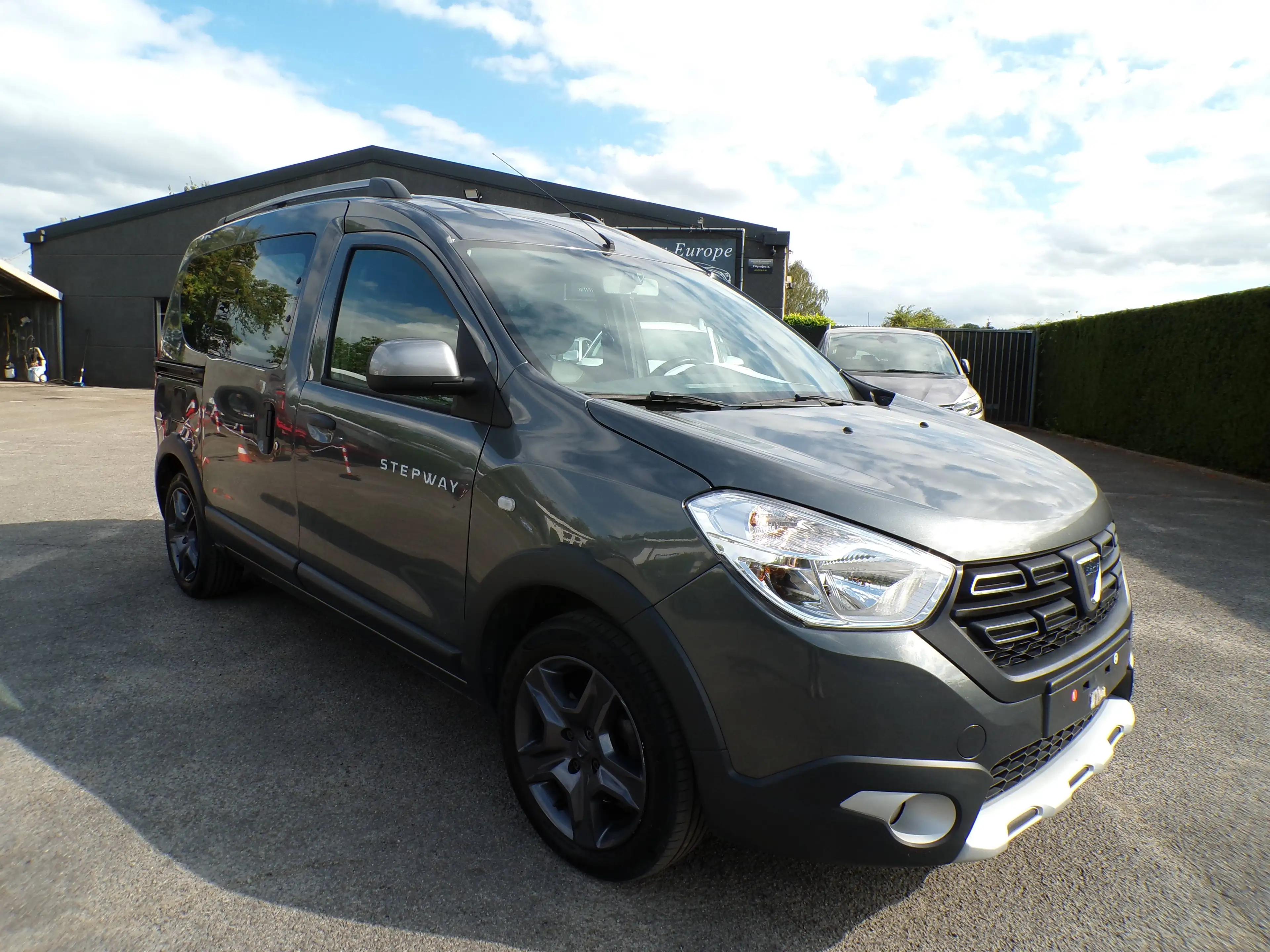 Dacia Dokker Dokker Stepway 1.2 TCe Airco/Navi/5-Zitpl./Garantie/Gekeurd — photo 2
