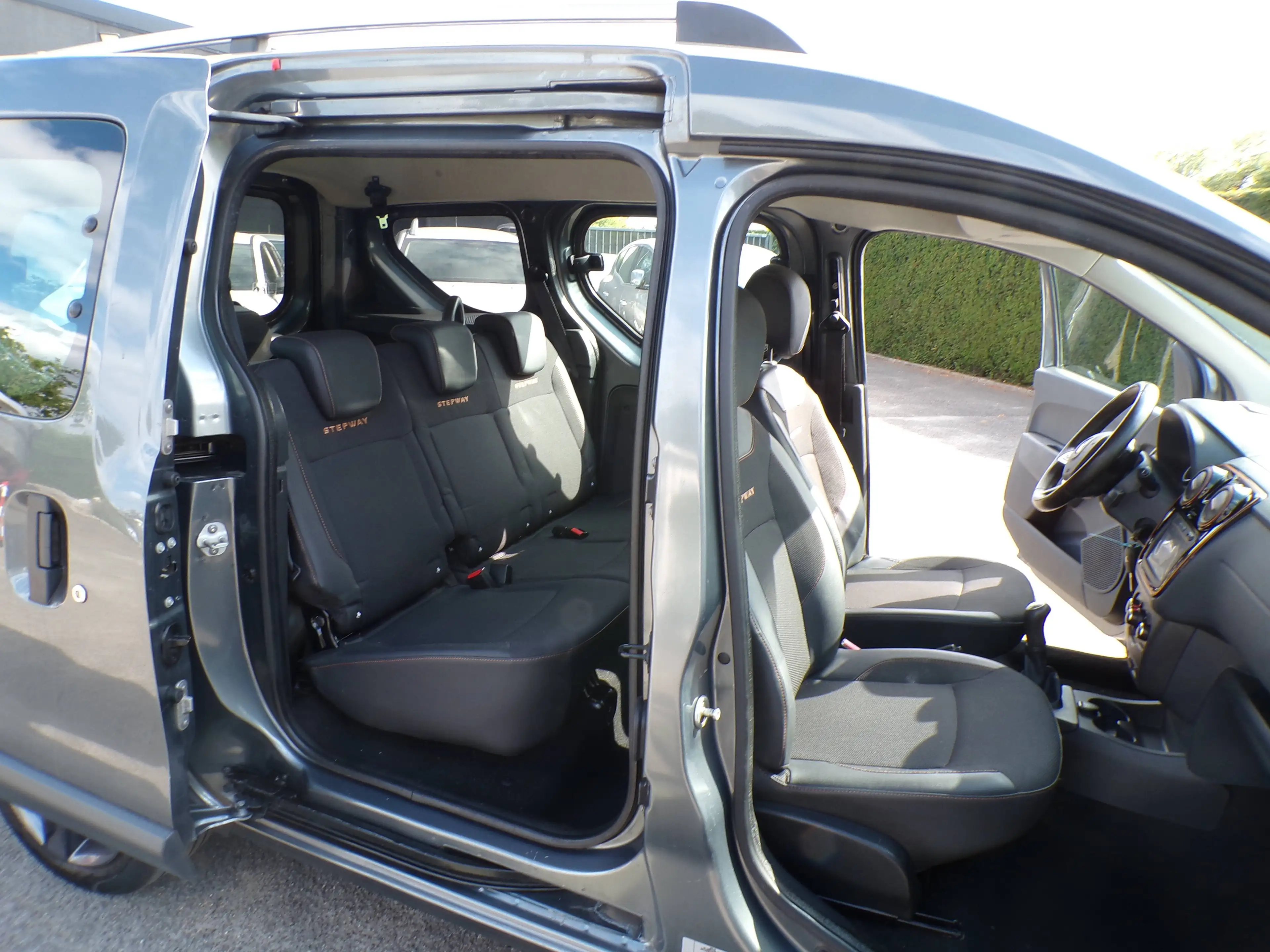 Dacia Dokker Dokker Stepway 1.2 TCe Airco/Navi/5-Zitpl./Garantie/Gekeurd — photo 11