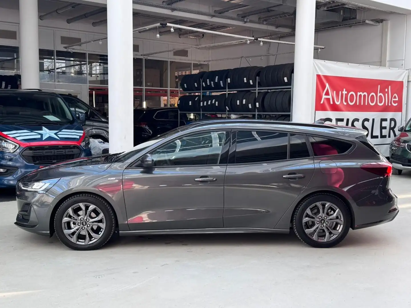 Ford Focus Turnier ST-Line X AHK+LED+Kamera+ACC+HUD Gris - 2