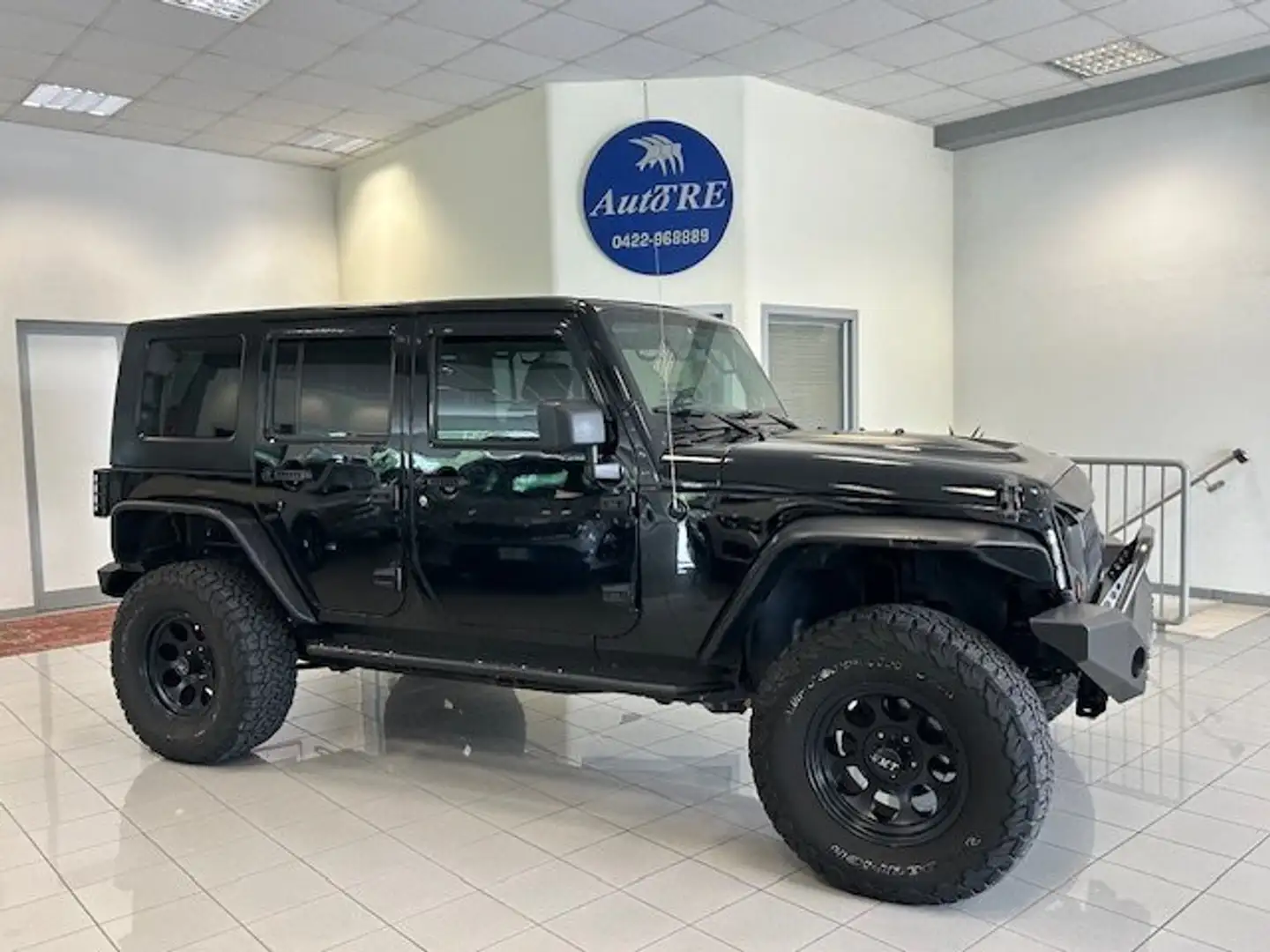 Jeep Wrangler Wrangler Unlimited 2.8 crd Sahara Zwart - 1