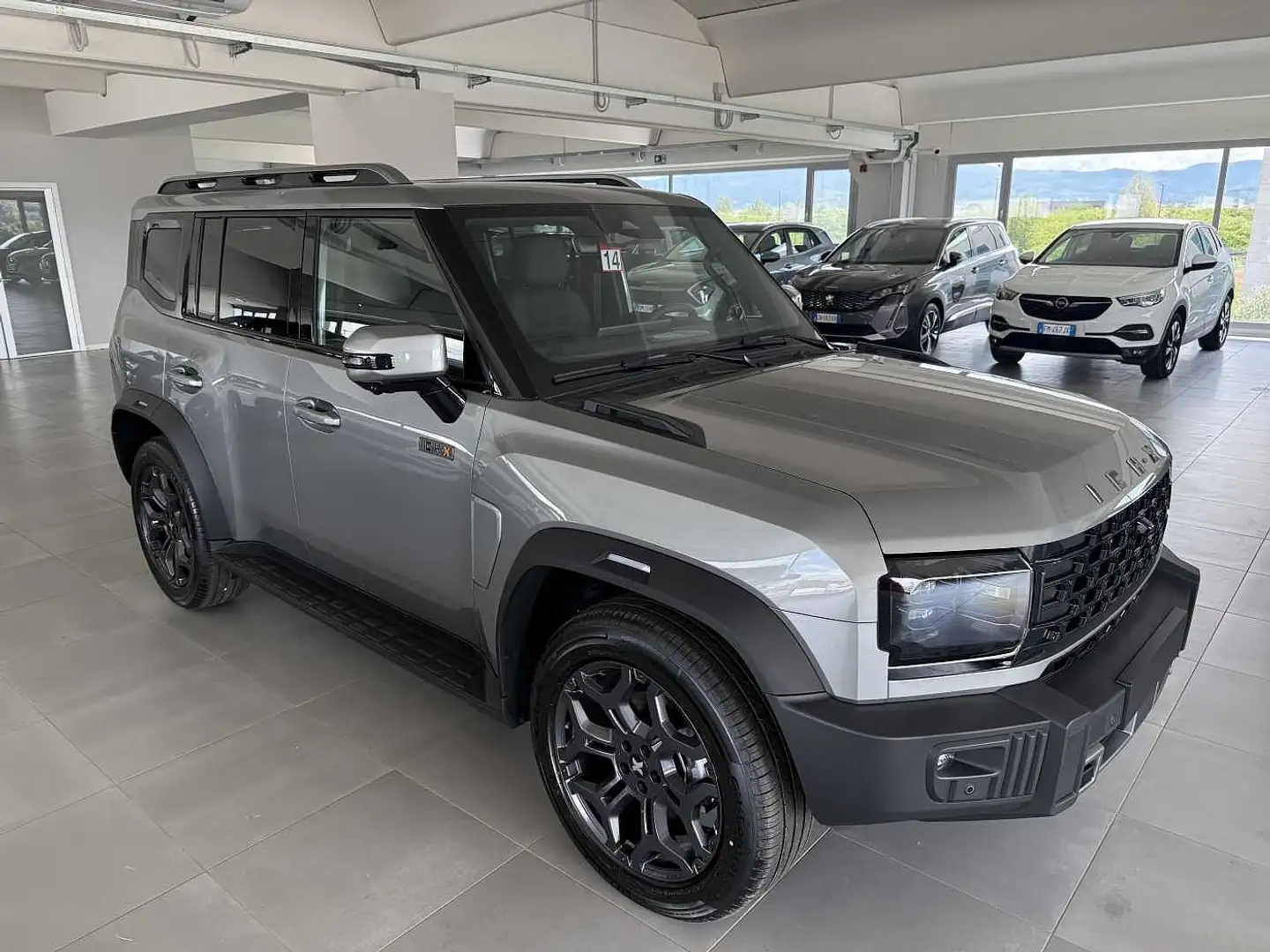 ICH-X K3 2.0 DCT 4WD Gris - 1
