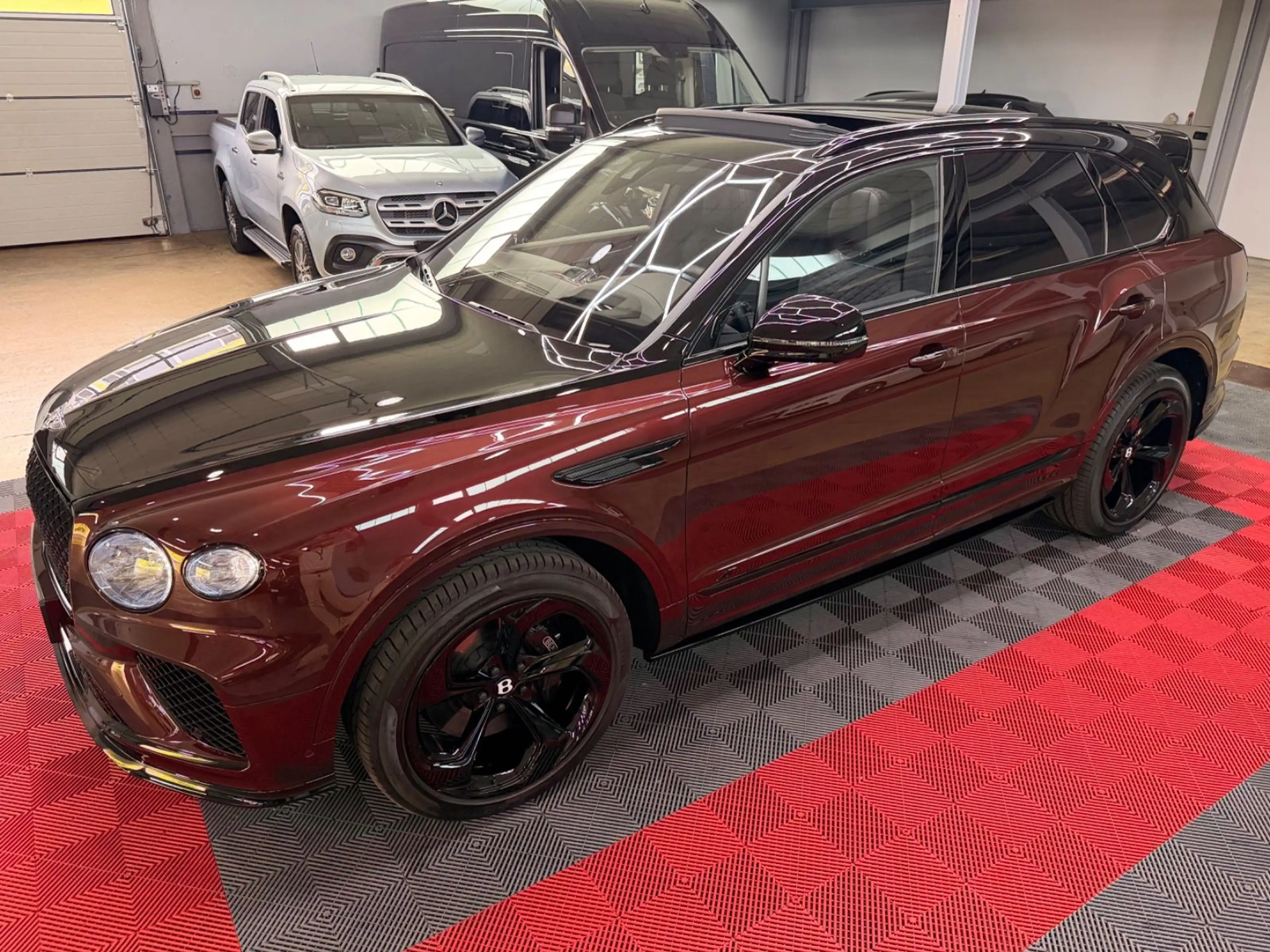 Bentley Bentayga 4.0 V8 S Duo-Tone B&O Head-Up ACC AHK — photo 8