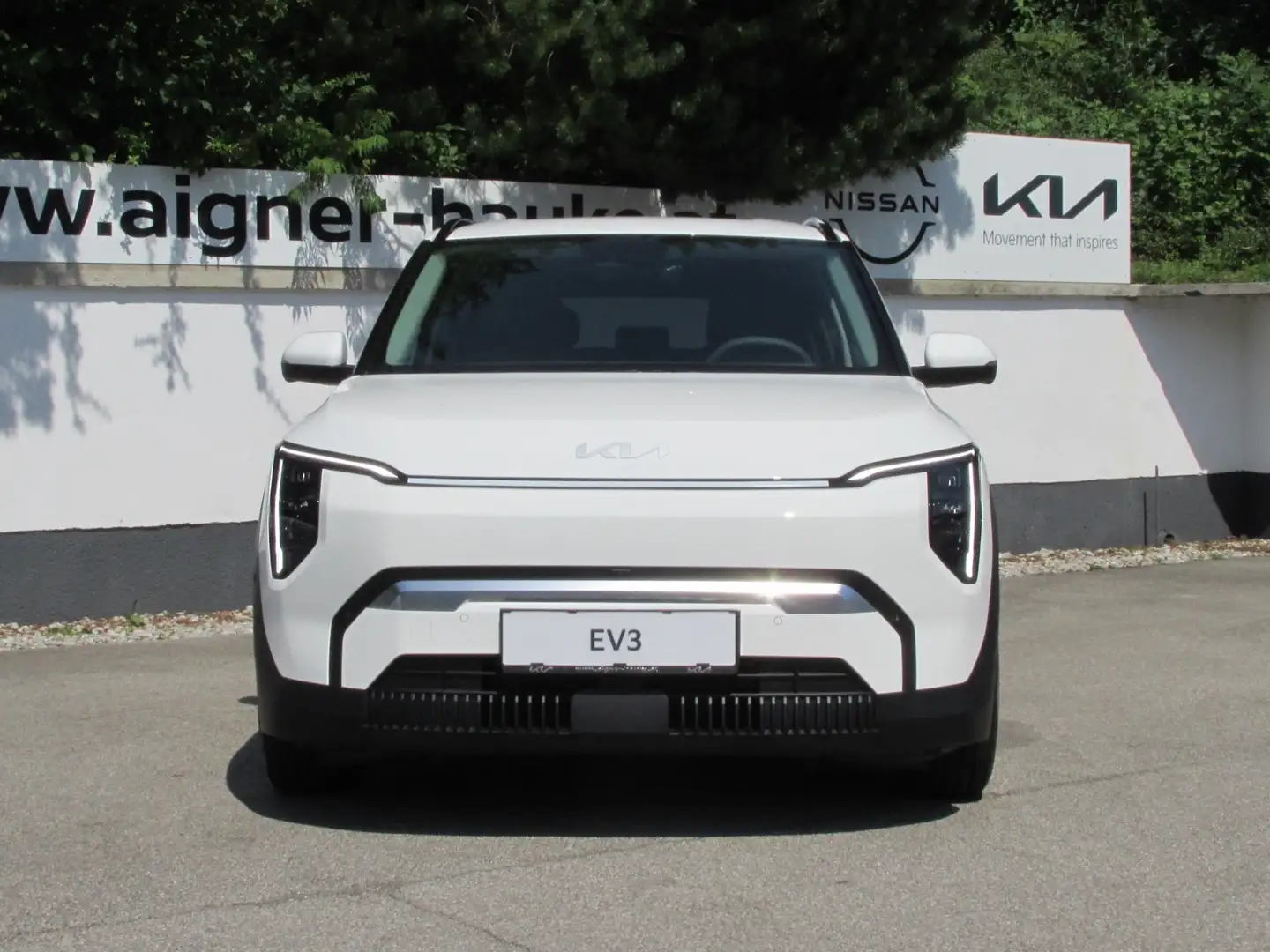 Kia EV3 FWD 81,4kWh Long Range Earth Plus Weiß - 2