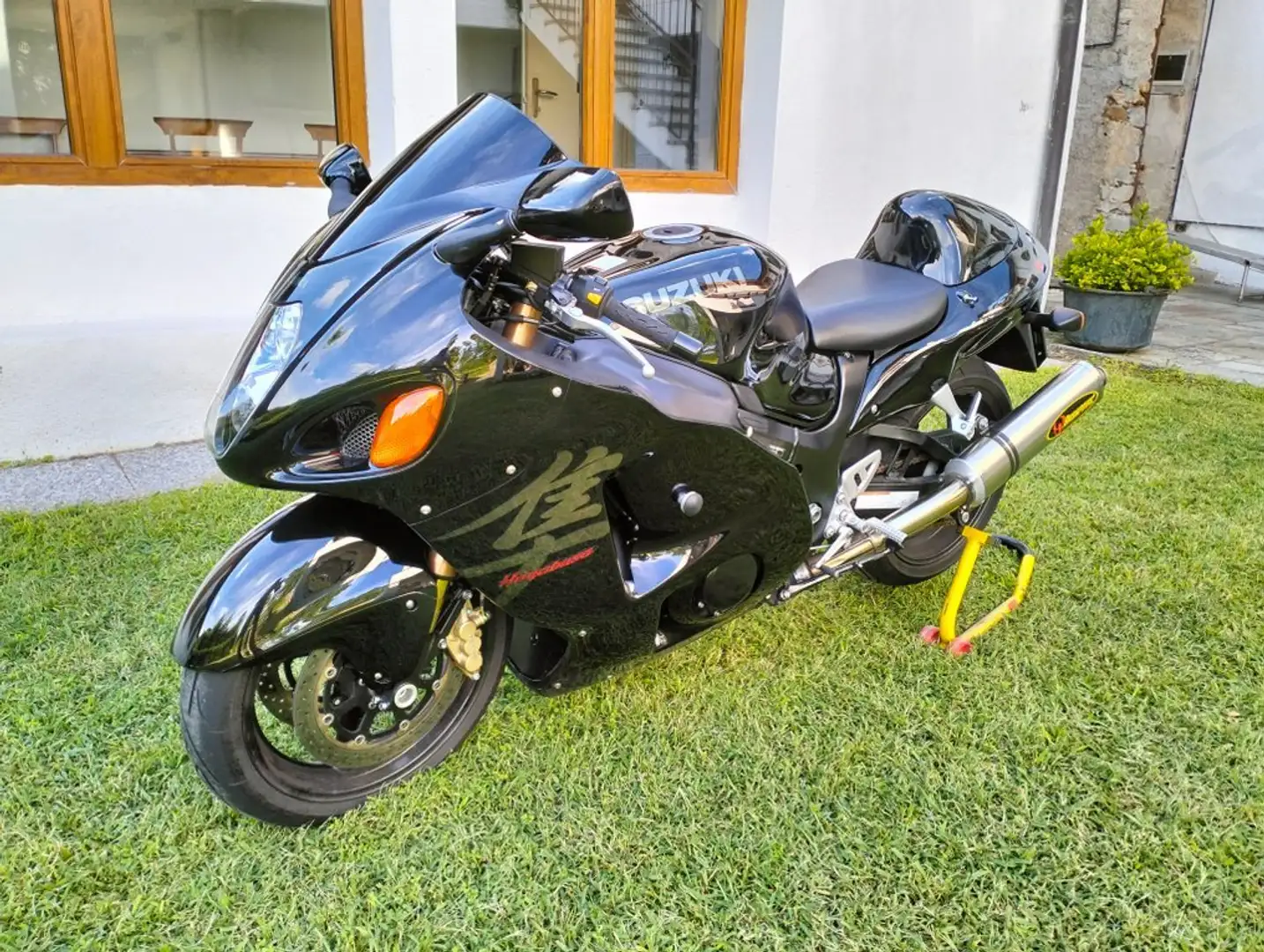 Suzuki Hayabusa crna - 1