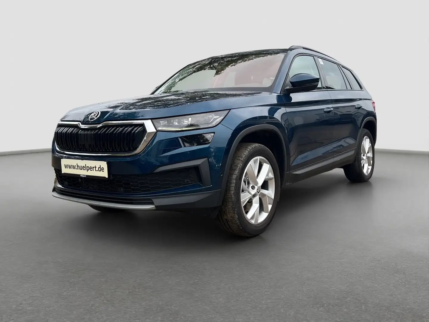 Skoda Kodiaq 2.0 TOUR 4X4 PANO CAM LM19 E-KLAPPE NAVI Albastru - 2