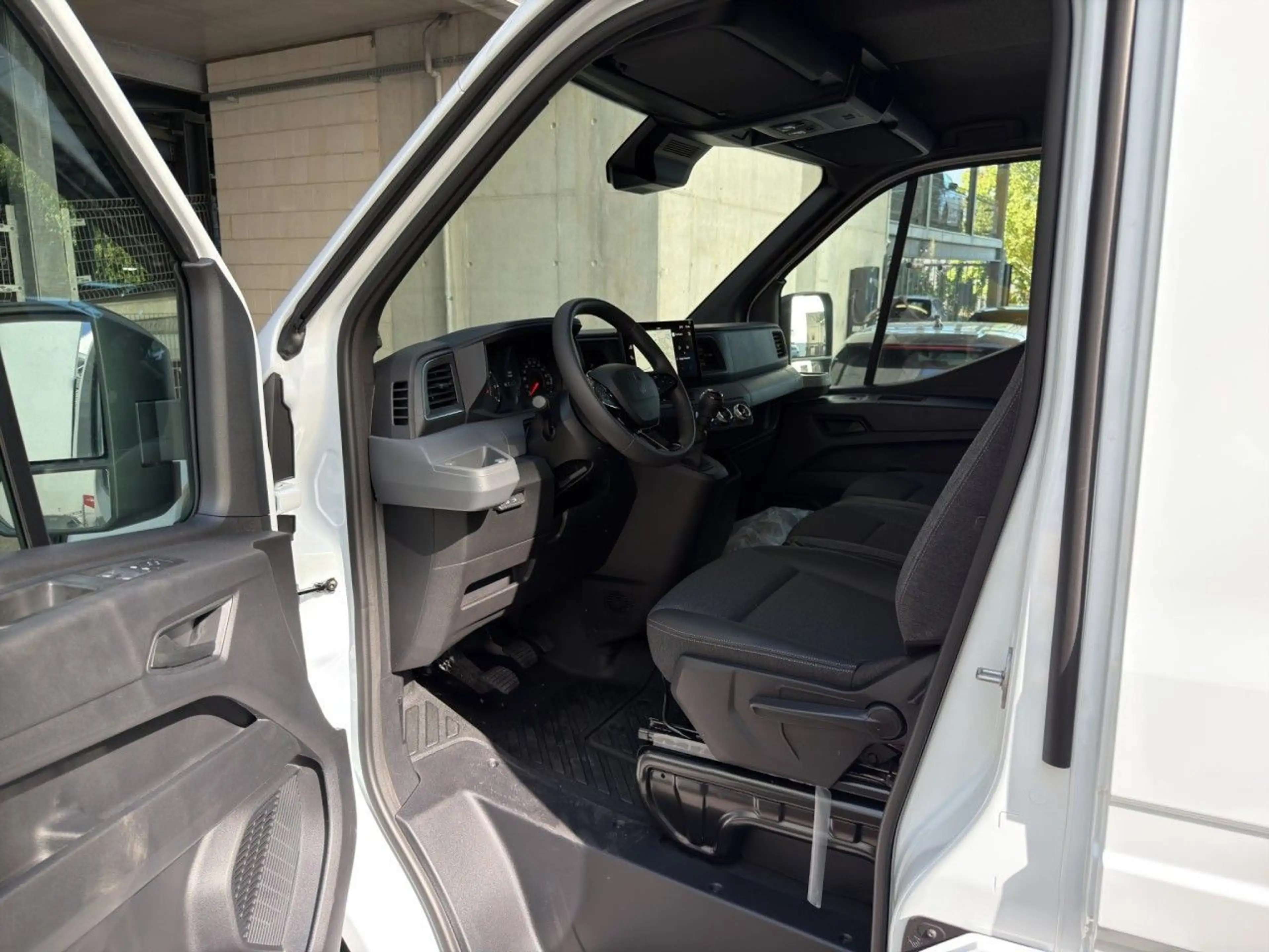 Renault Master IV Kasten Hochraum 3,5t L2H2 BLUE dCi 150 — photo 12