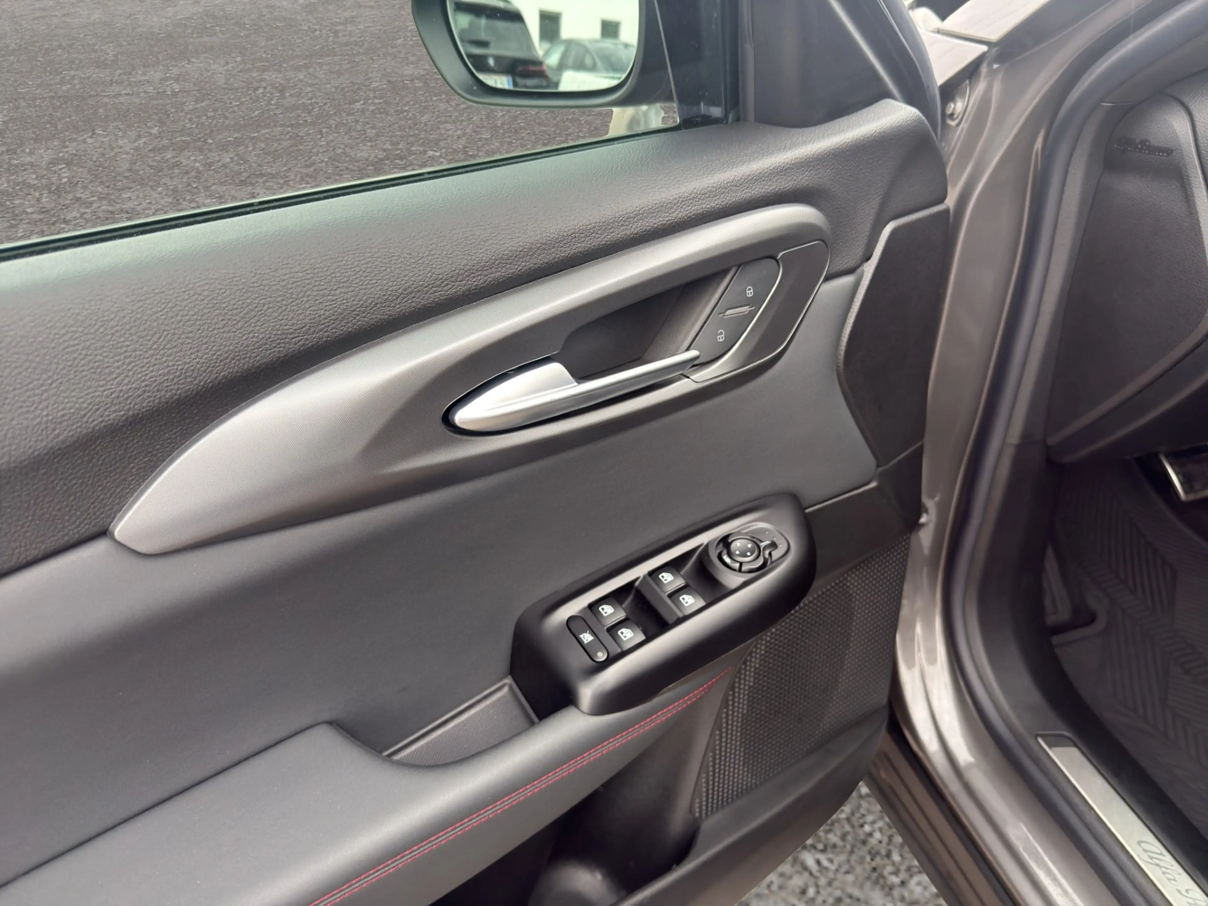 Alfa Romeo Tonale Edizione Speciale 1.5 T4 48V MHEV VGT DCT — photo 9