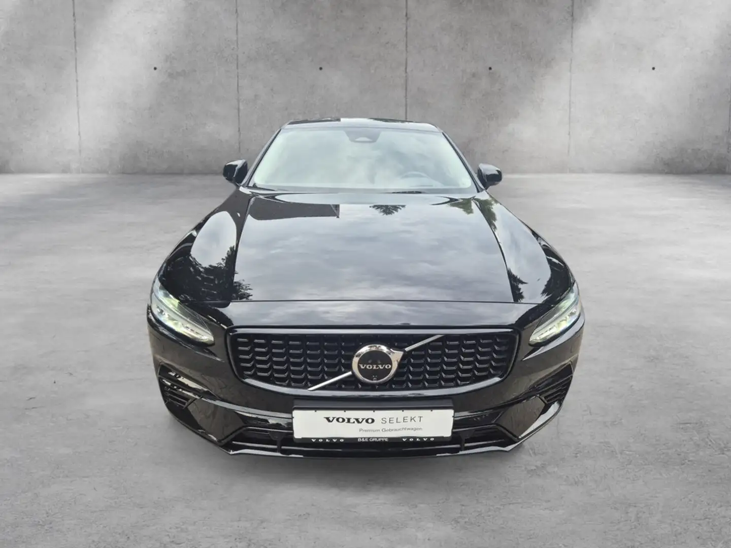 Volvo S90 T8 Ultimate Dark Recharge Plug-In Hybrid AWD Nero - 2
