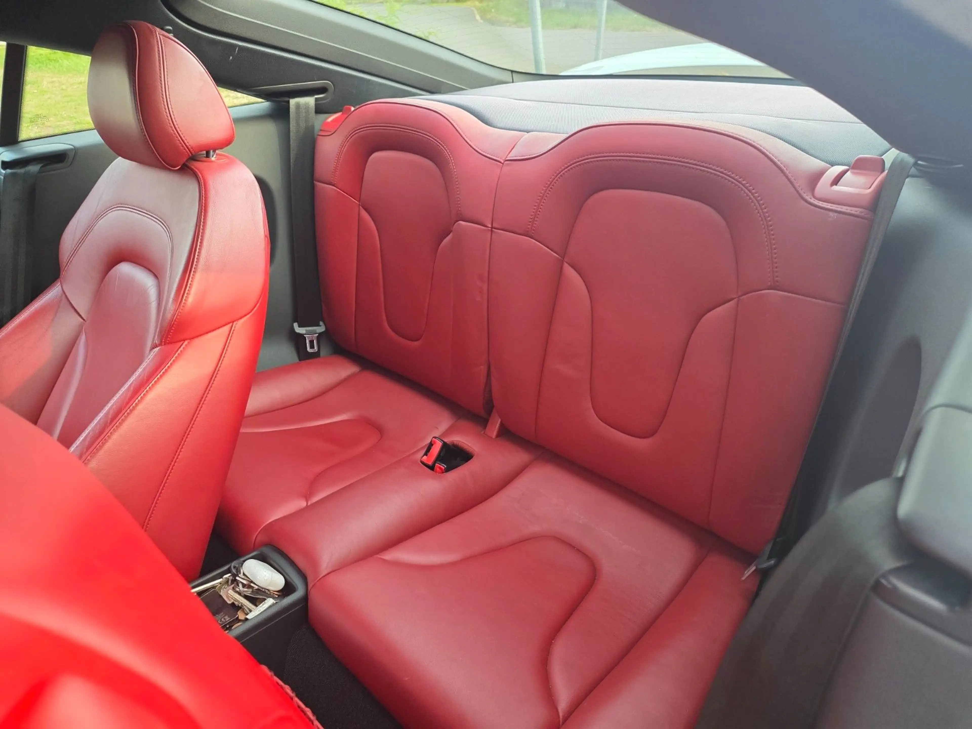 Audi TT Coupe 3.2 S tronic quattro — photo 7