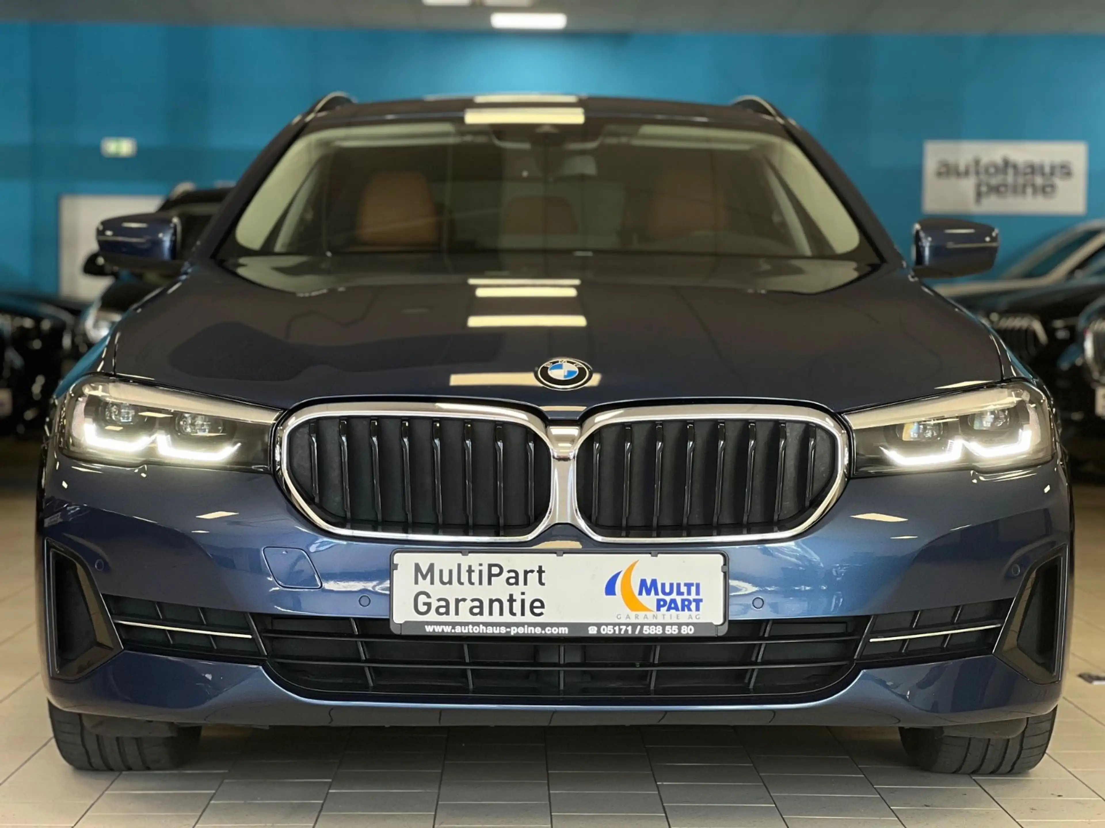 BMW 540 dxD/Aut/LCPProf/HUD/LEDer/Panor/ParkAss — photo 8