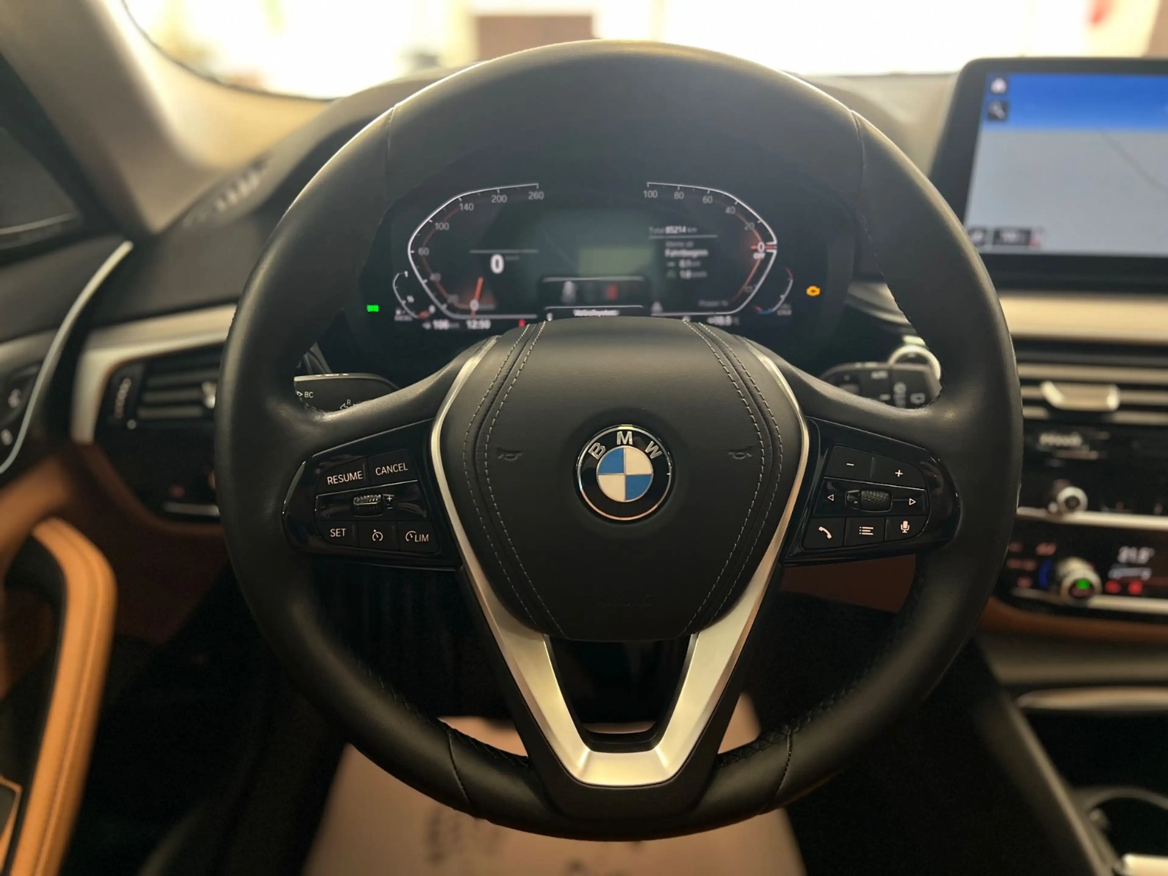 BMW 540 dxD/Aut/LCPProf/HUD/LEDer/Panor/ParkAss — photo 15