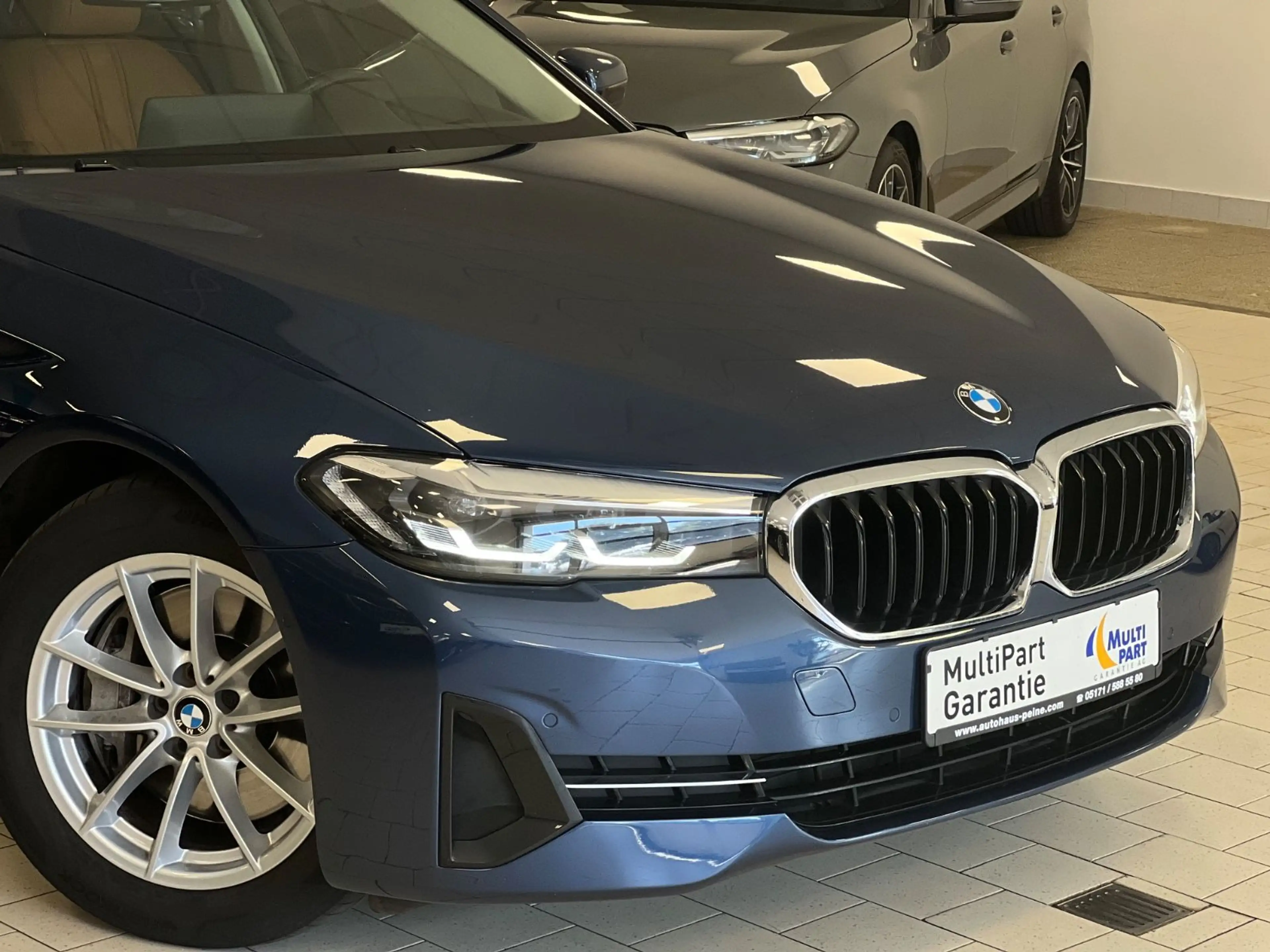 BMW 540 dxD/Aut/LCPProf/HUD/LEDer/Panor/ParkAss — photo 2