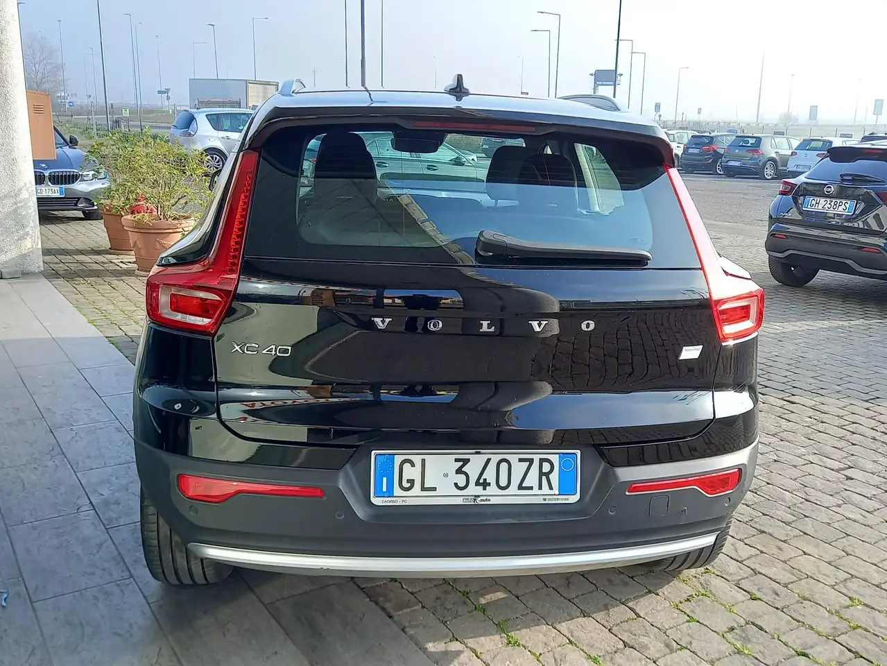 2022 Volvo XC40 XC40  1.5 t4 recharge phev Core auto, photograph 4