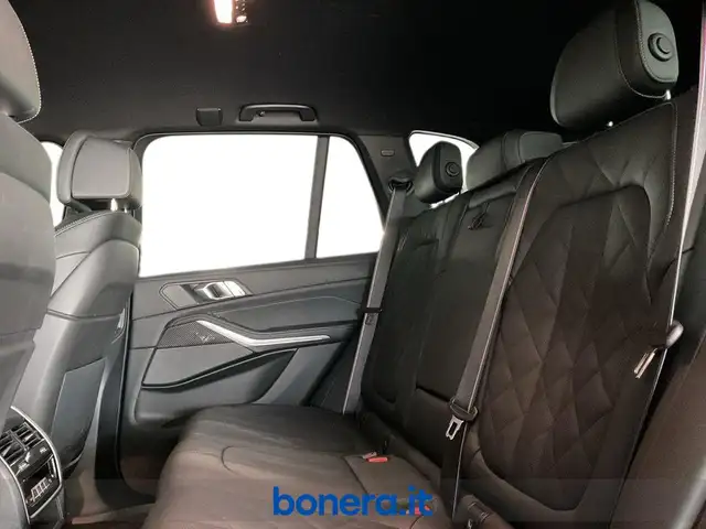 BMW X5 view 29