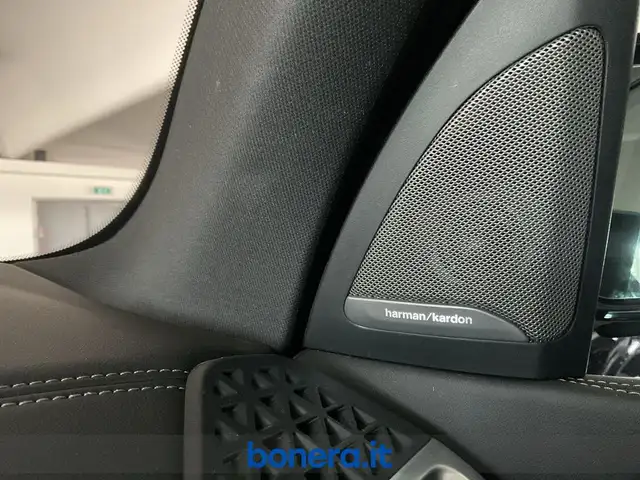 BMW X5 view 30