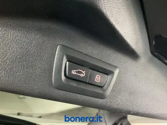 BMW X5 view 14