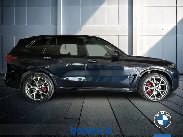 BMW X5 view 5