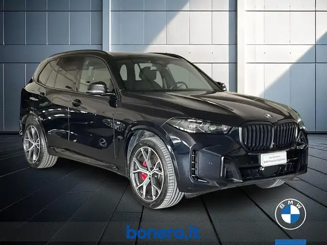 BMW X5 view 4