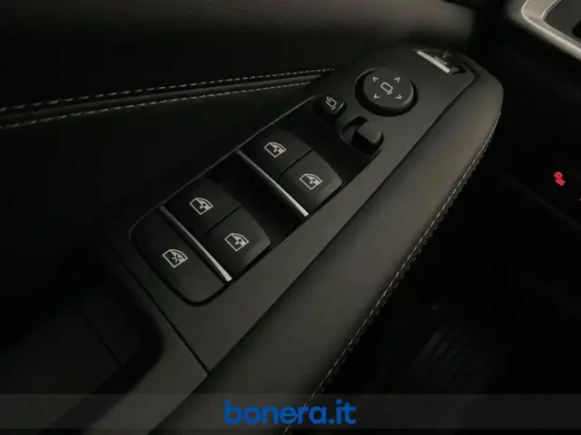 BMW X5 view 28