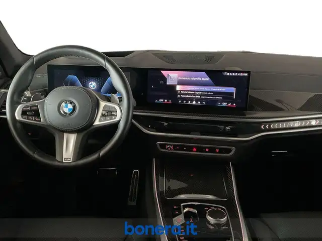 BMW X5 view 18